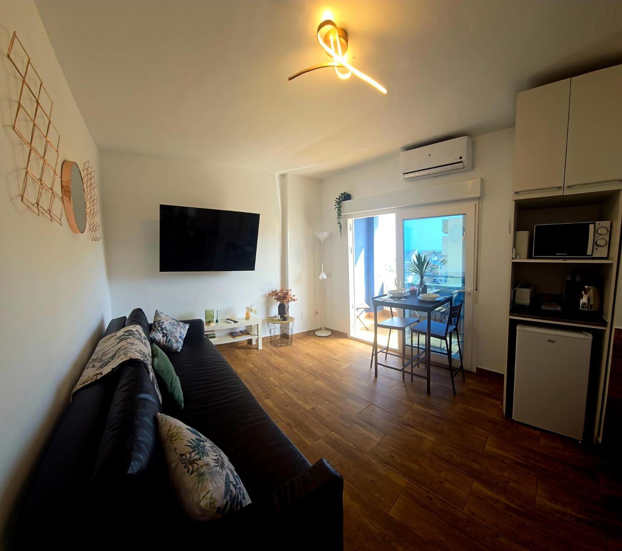 Apartment Bellevue Sea View By Namaste Elite