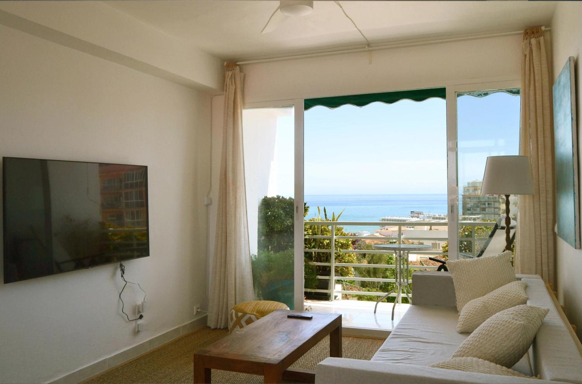 Apartment Light-filled With Sea Views *