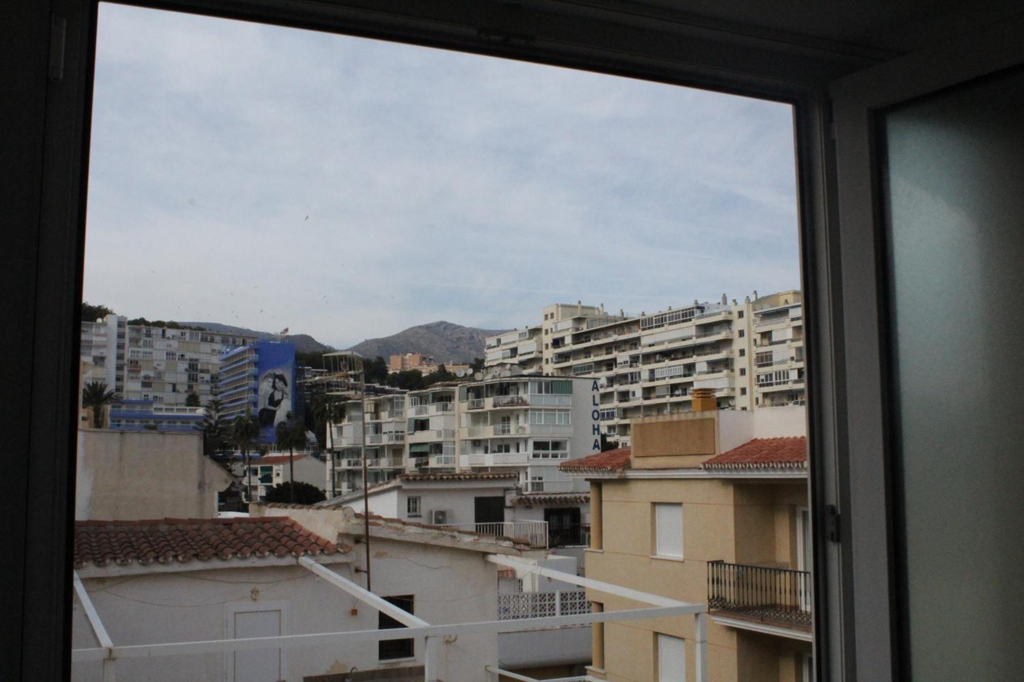Apartment Carihuela *