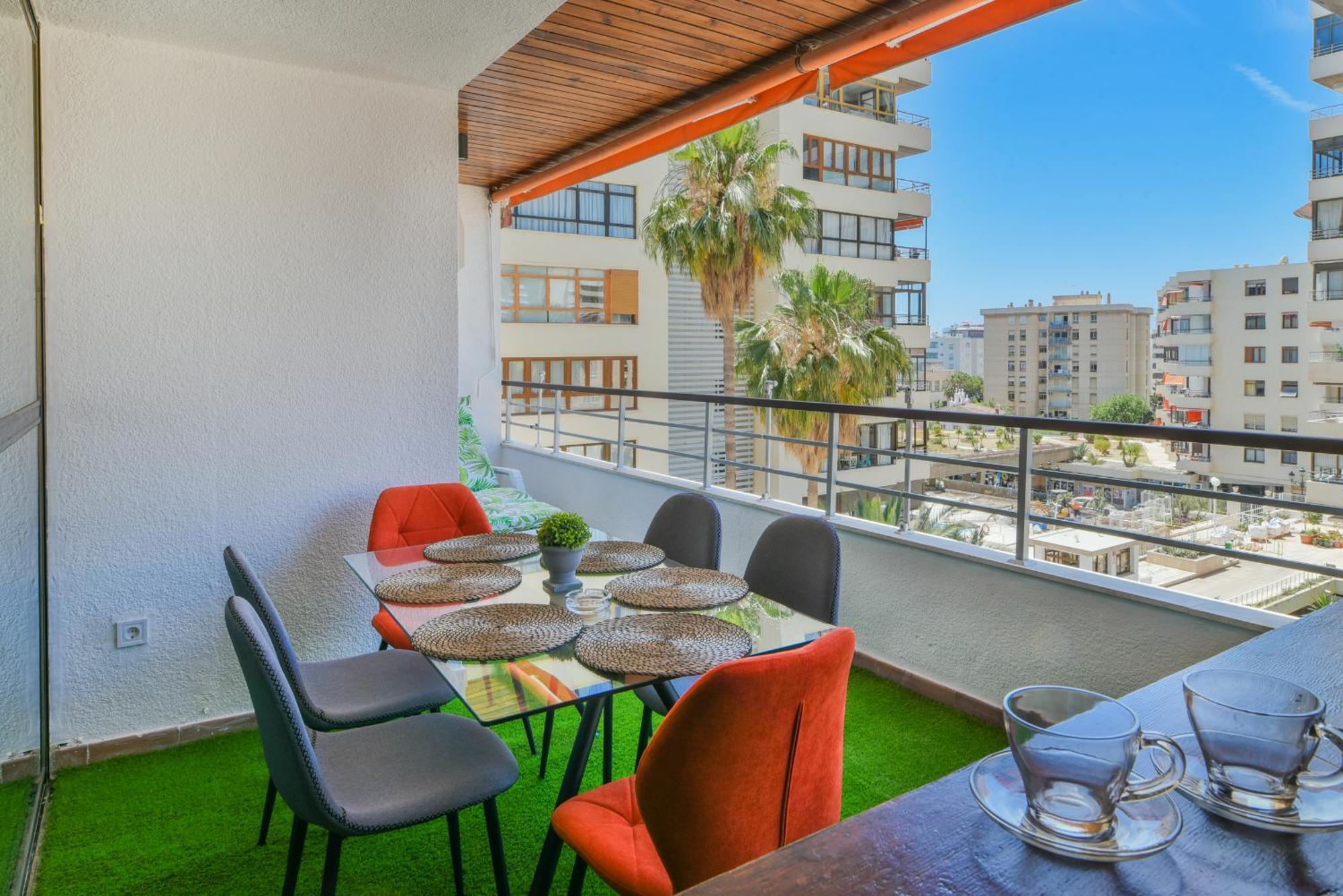 Apartment Nogalera Party&beach Select