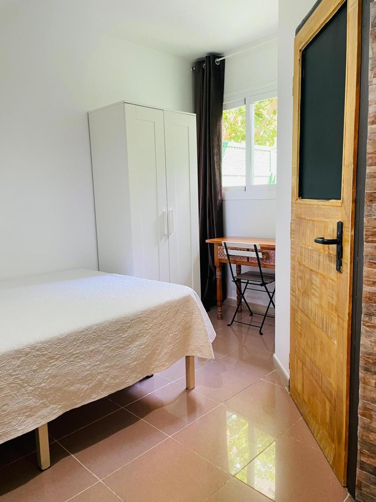 Joy Hostel *