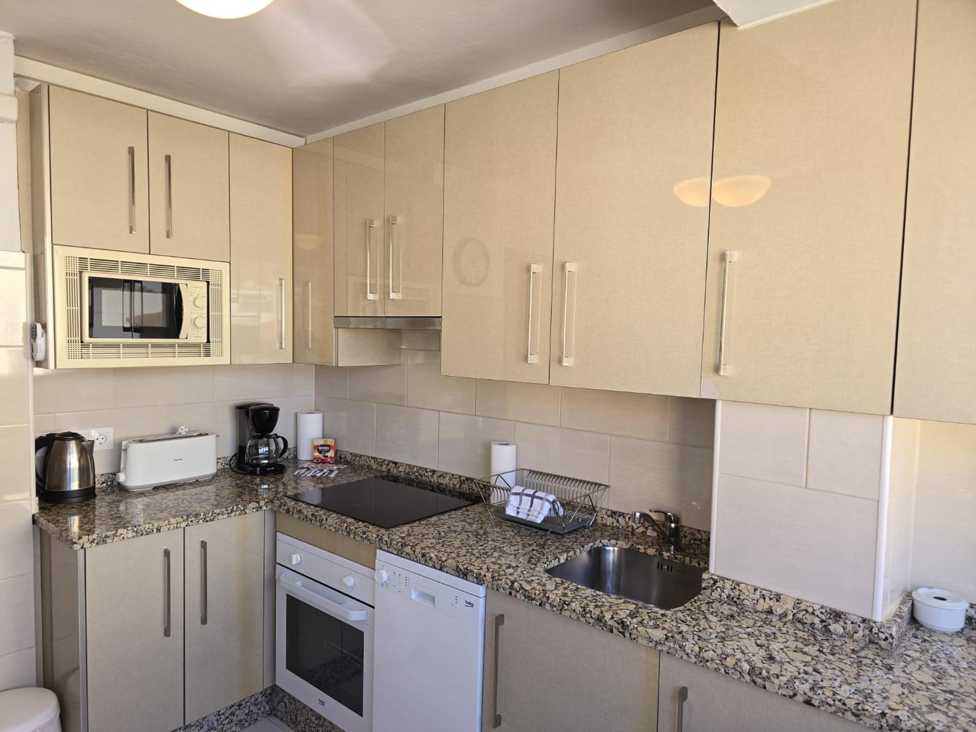 Tranquil Oasis 2 Bedroom Coastal Getaway By Namaste Elite *