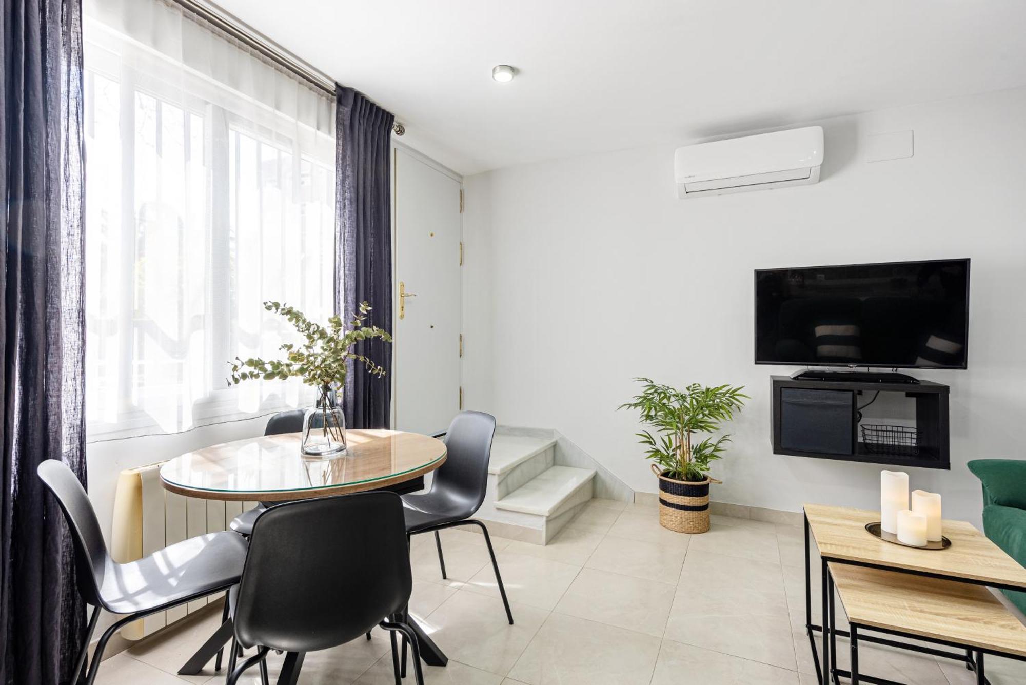 Roca Private Swimming Pool Parking Apartment *