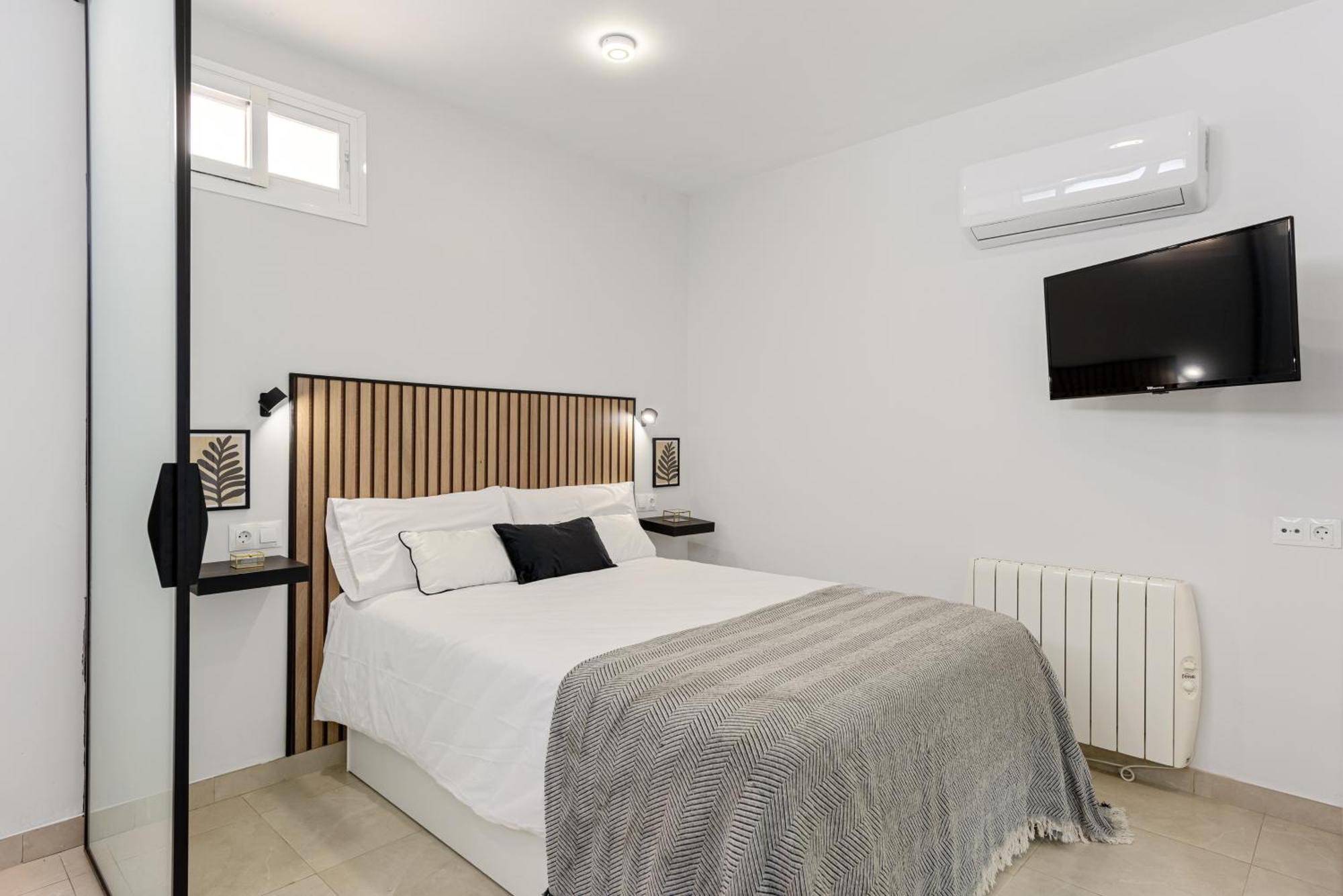 Roca Private Swimming Pool Parking Apartment Torremolinos
