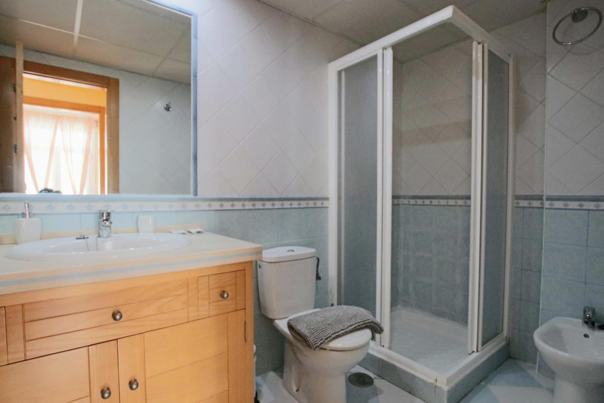 Tess Apartamento Frontbeach La Roca Chica Torremolinos