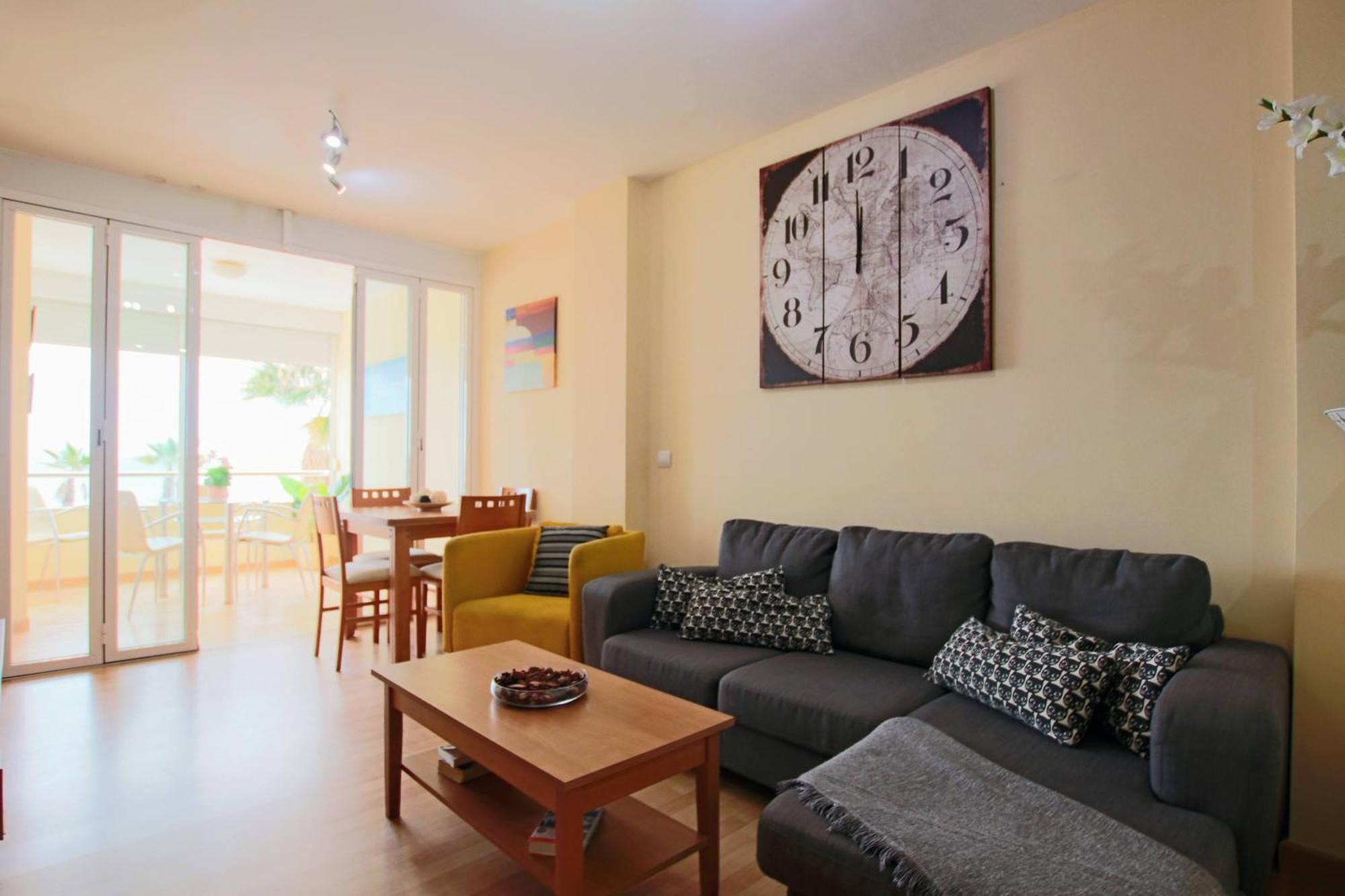 Apartment Tess Apartamento Frontbeach La Roca Chica Torremolinos