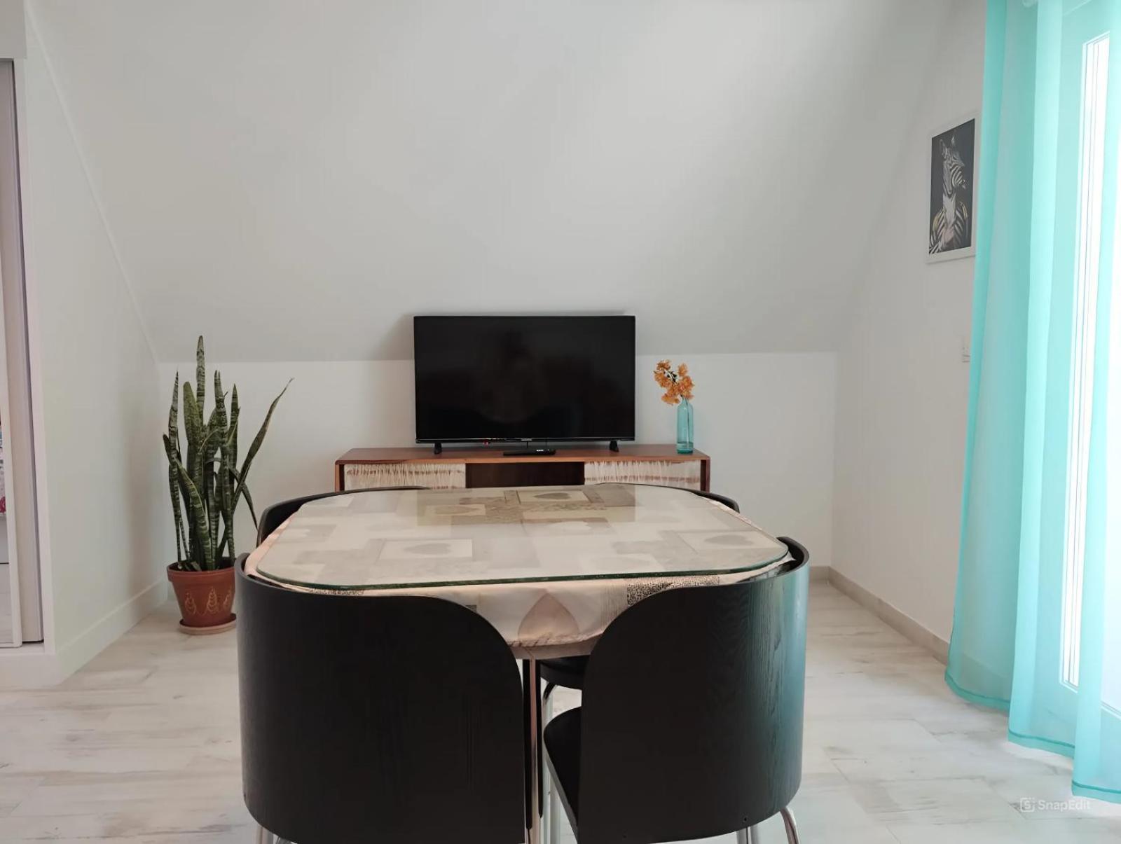Apartment Hexagonal En *