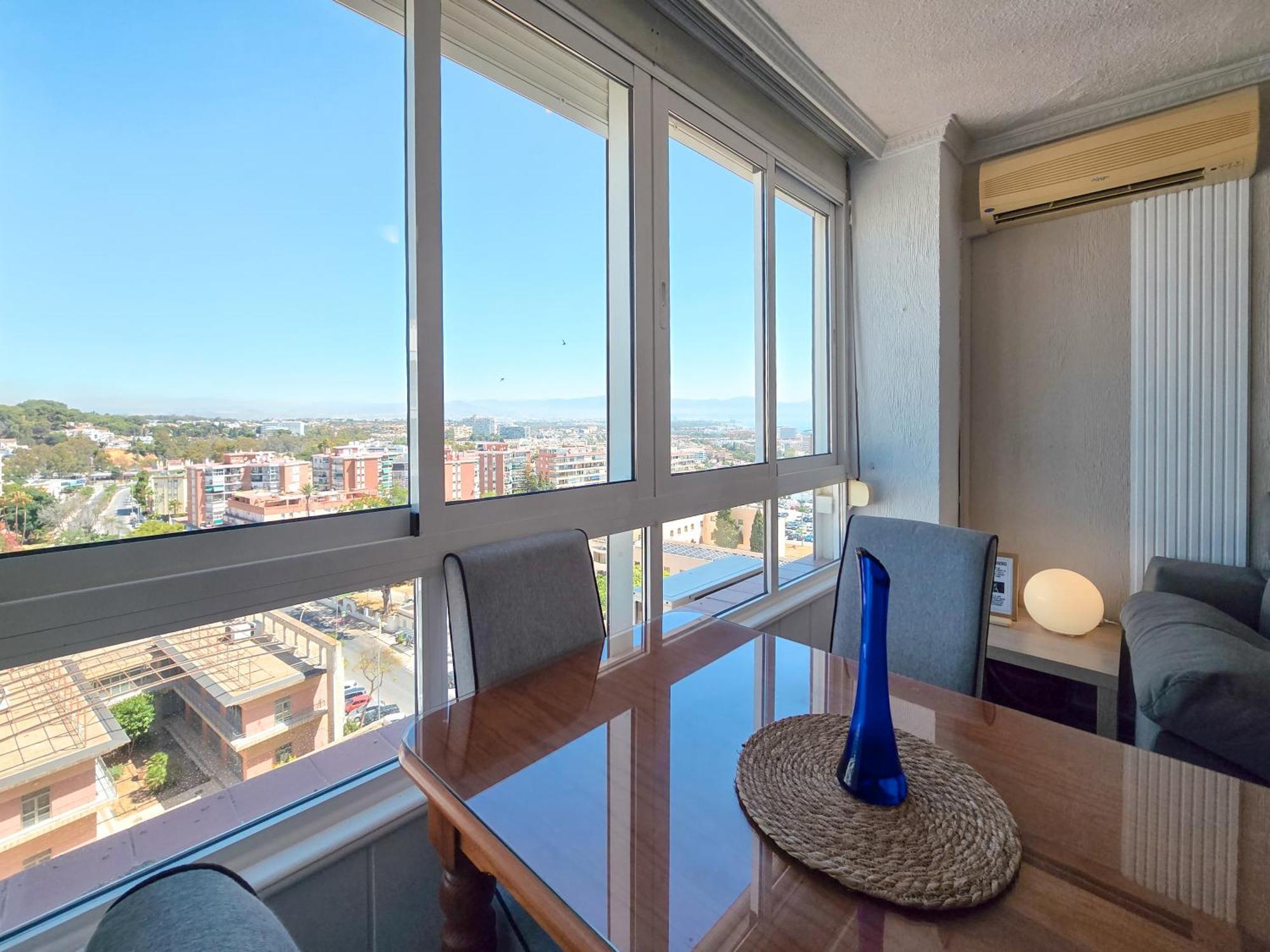 Horizon Estudio With Amazing Views