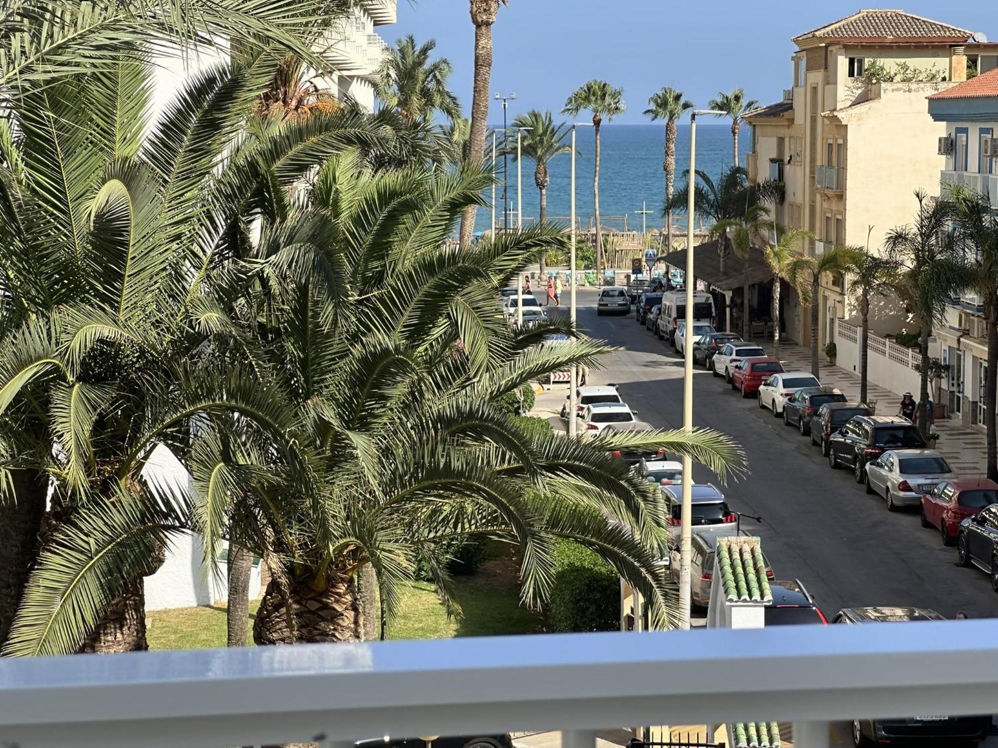 Casa La Raspa 2 Minutos De La Playa Bajondillo Holiday home Torremolinos