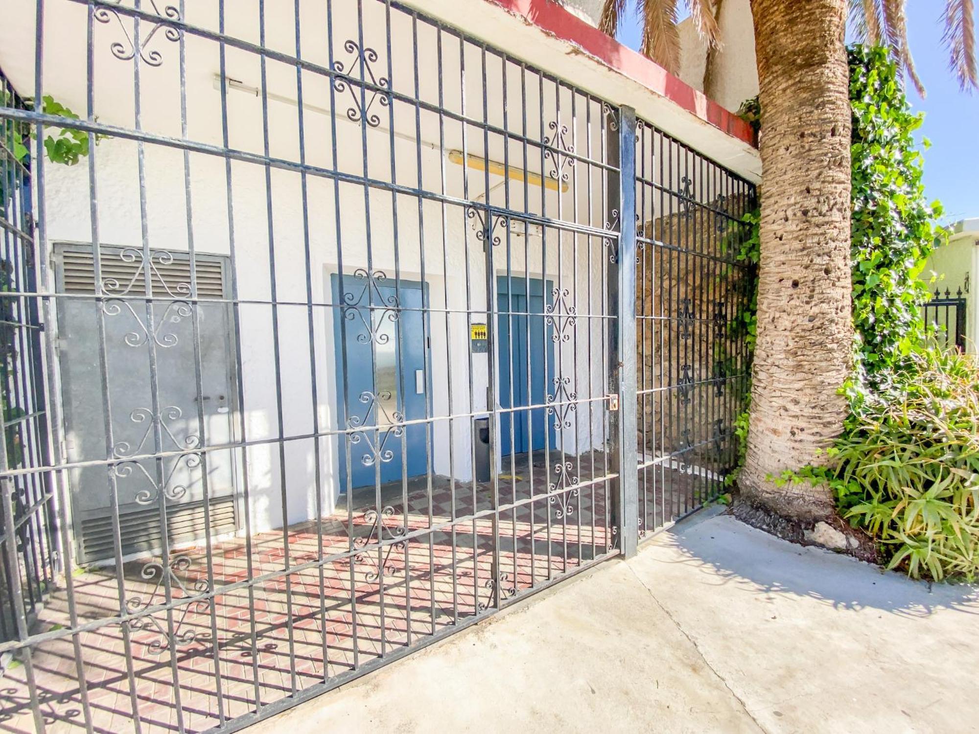 Roca Chica - Parking - Frente Playa - Terraza - Wifi - Bajondillo Y Carihuela * Torremolinos