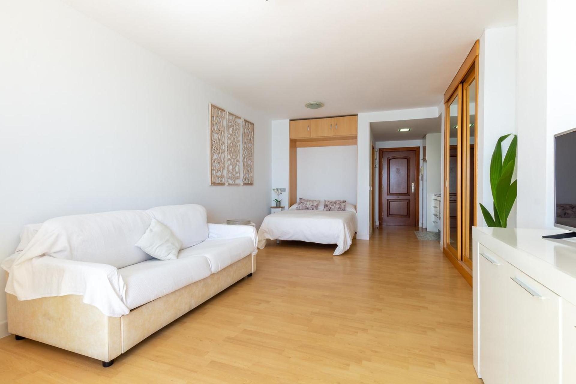 Roca Chica - Parking - Frente Playa - Terraza - Wifi - Bajondillo Y Carihuela