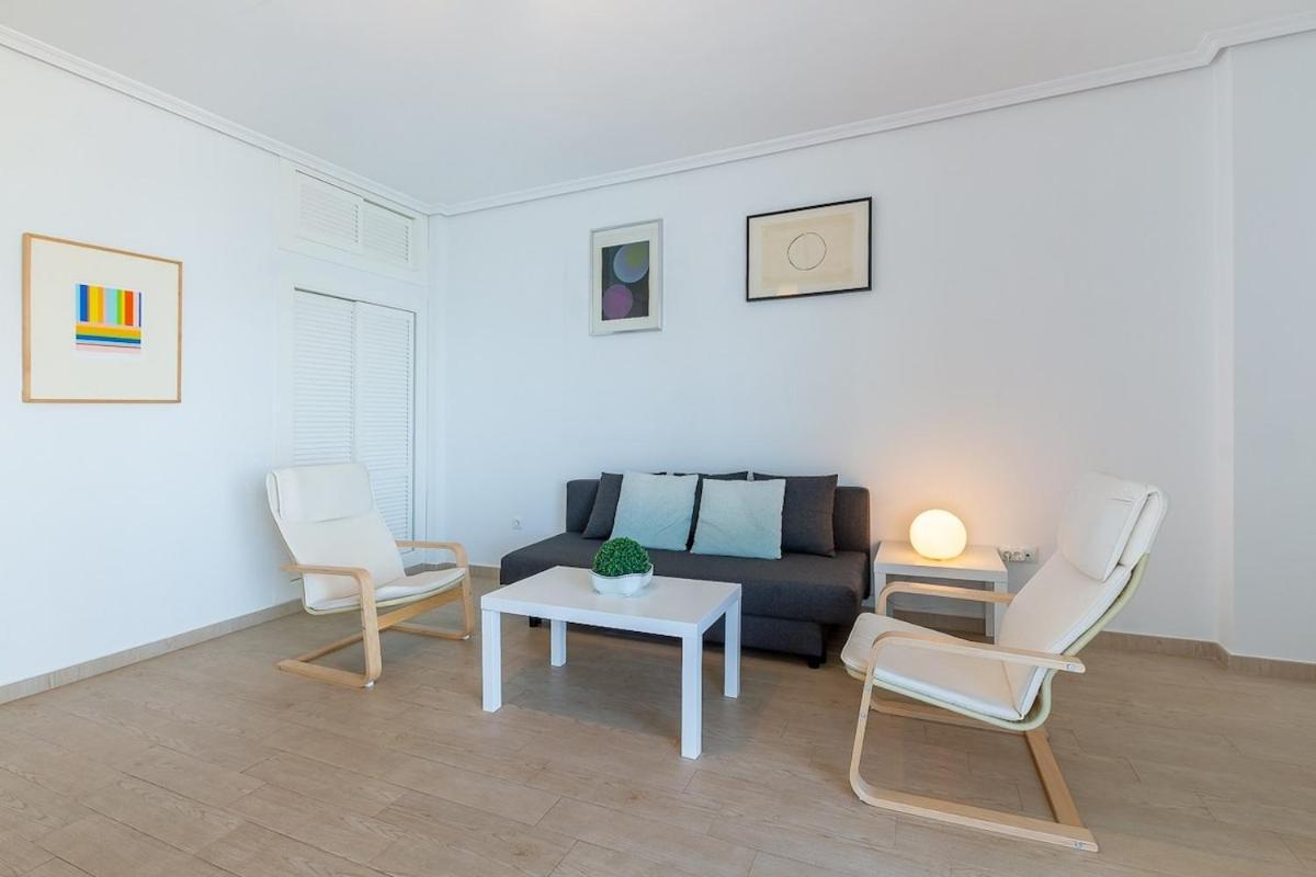 ¡magnificas Vistas Al Mar! Piscina Y Wifi Gratis Apartment Torremolinos