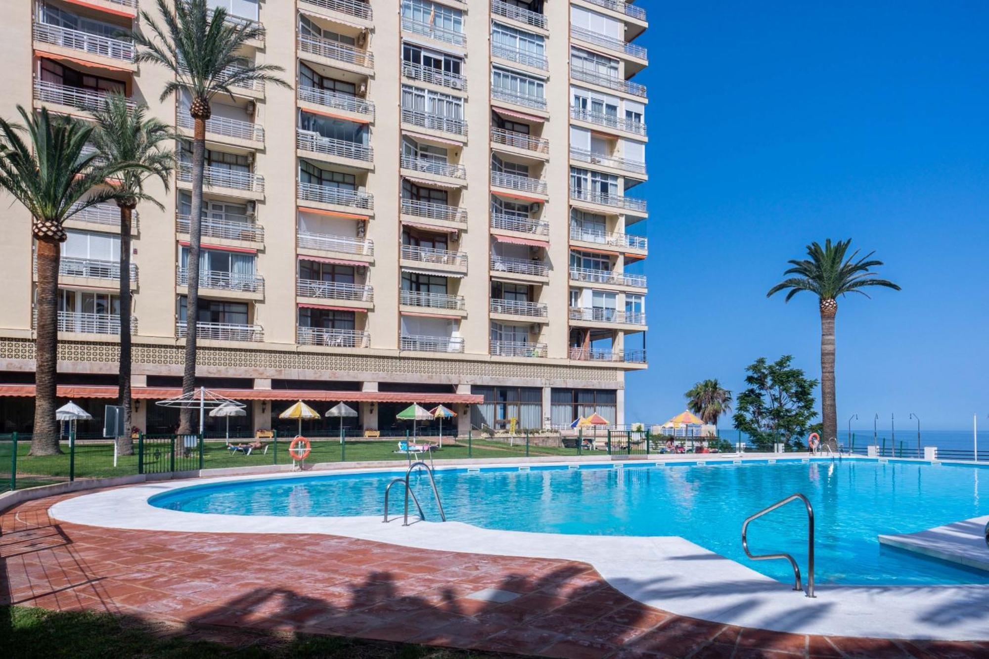 ¡sol Y Mar! Wifi Y Aparcamiento Apartment