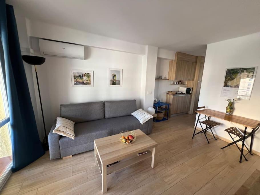Apartment En Paseo Maritimo De