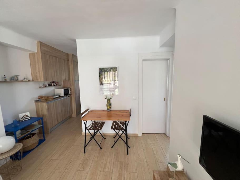 En Paseo Maritimo De Apartment Torremolinos