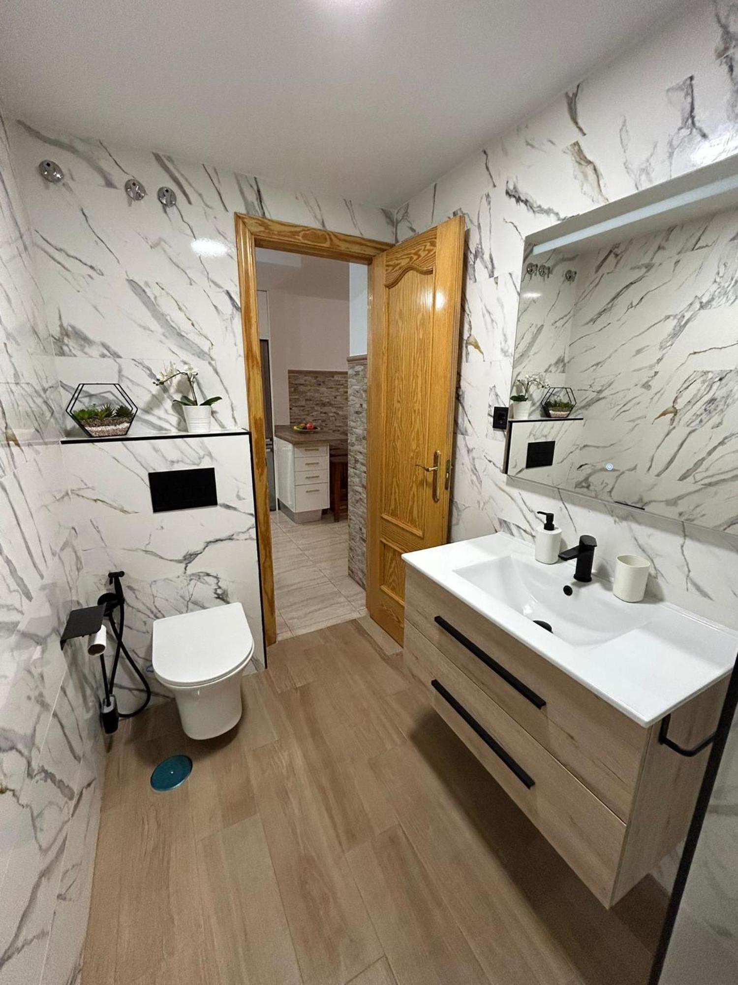 Calu Homes Hermoso Duplex Apartment Torremolinos