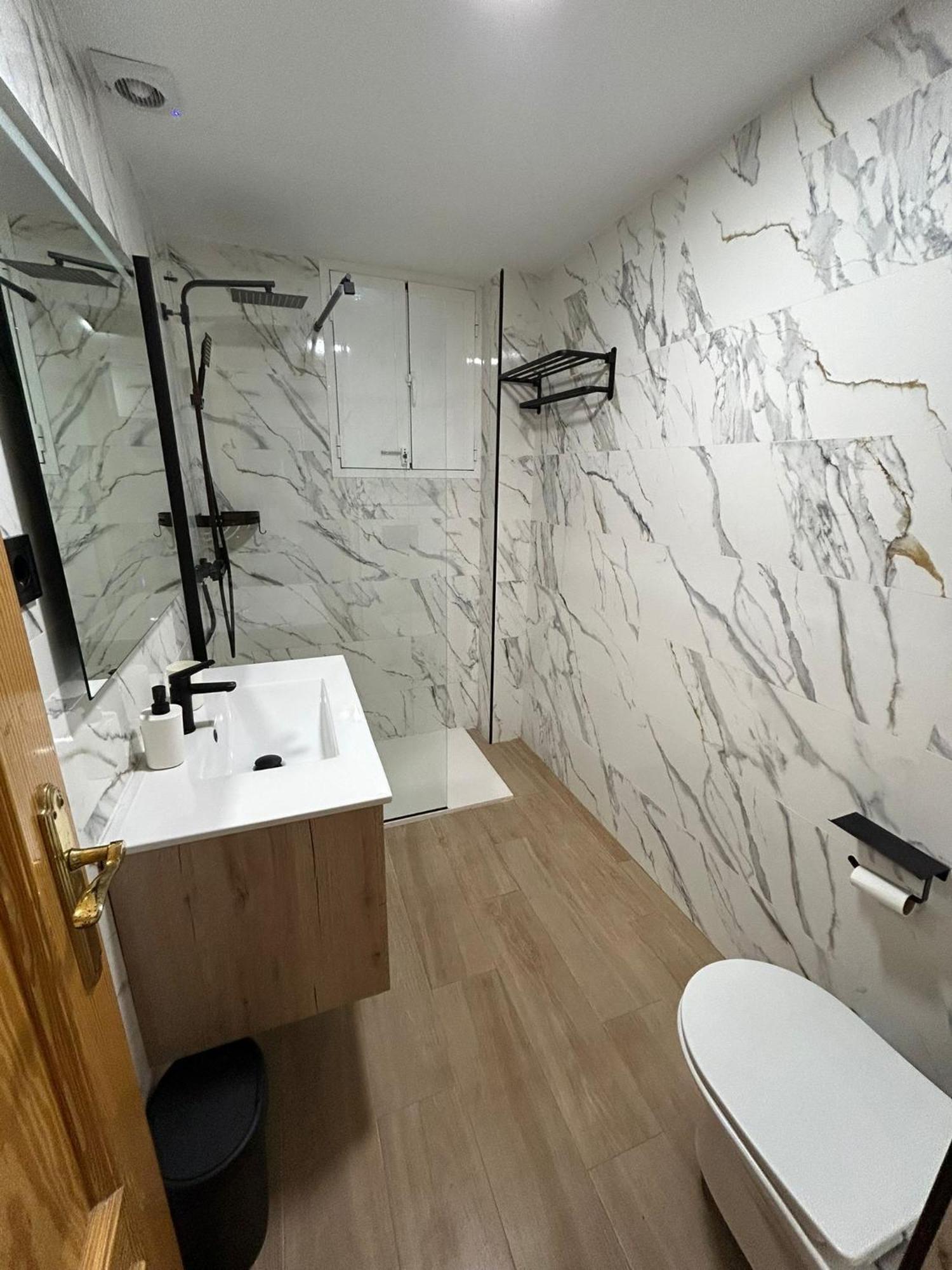 Calu Homes Hermoso Duplex *