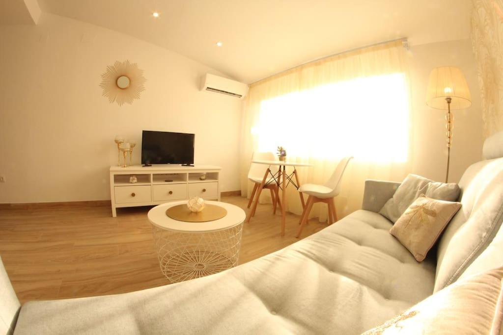 San Antonio - Estudio En La Playa De La Carihuela Apartment Torremolinos