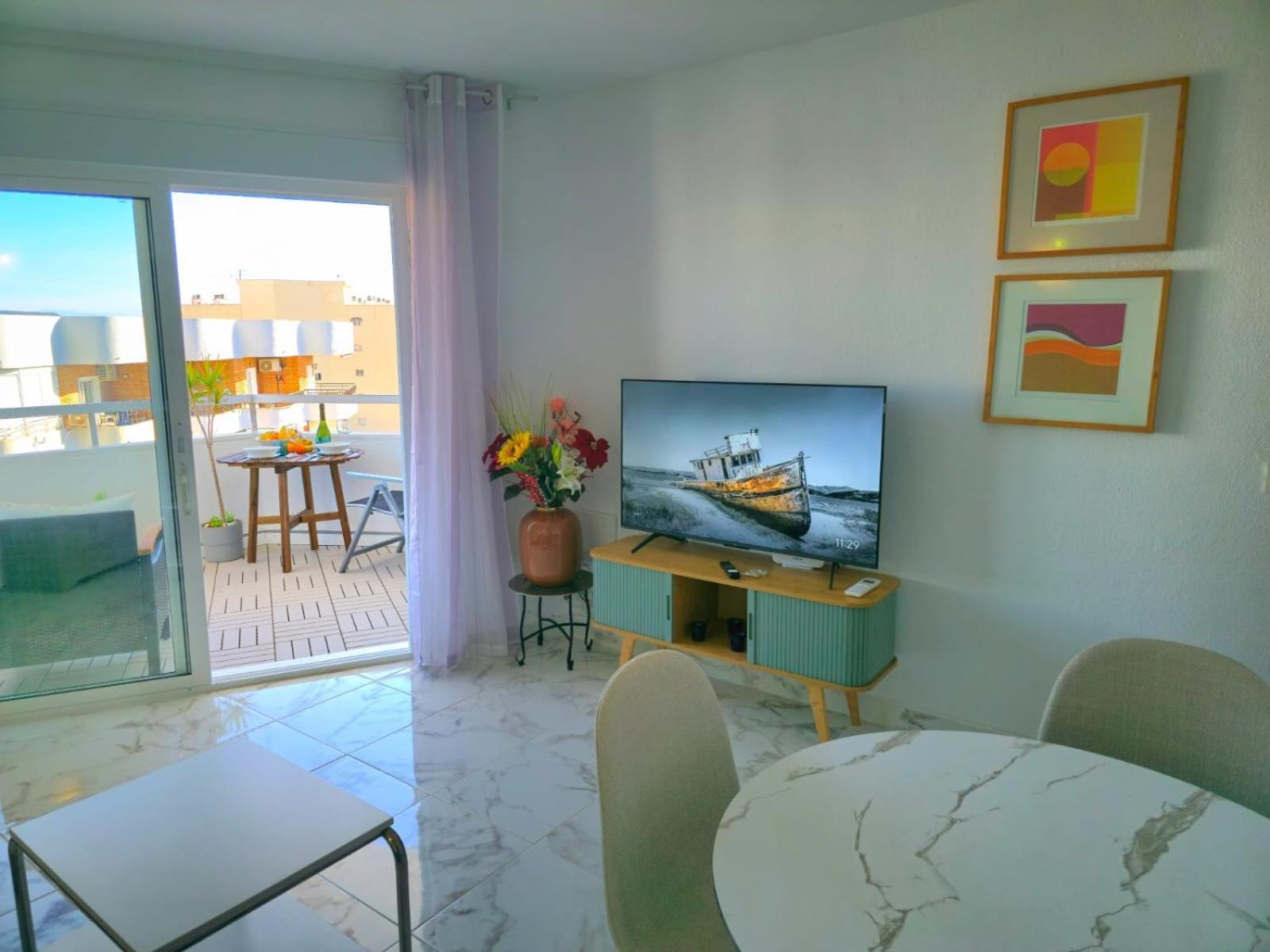 Nogalera Skyline Retreat One Bedroom With Balcony And Amazing Sea And Views By Namaste Elite Apartment Torremolinos