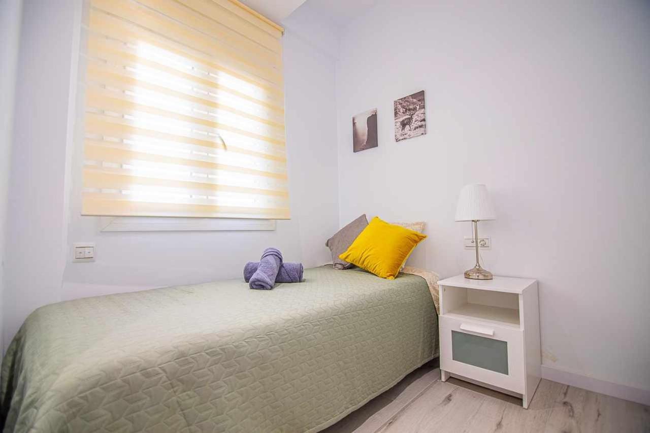New Centro De Con Parking Torremolinos