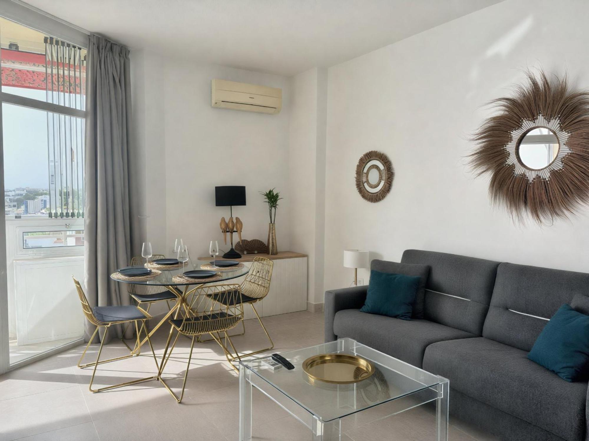 Apartment The - Torre La Roca Torremolinos