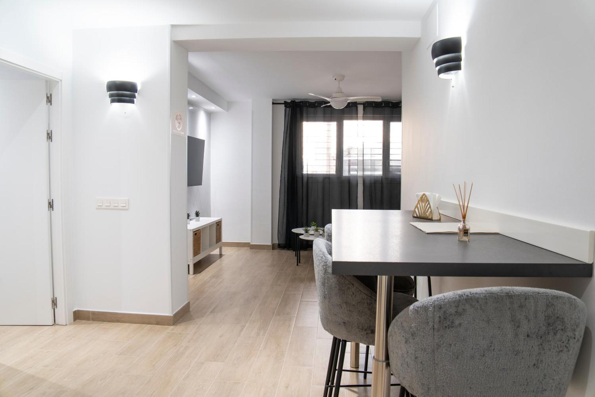 Centro Con Jacuzzi D Apartment *