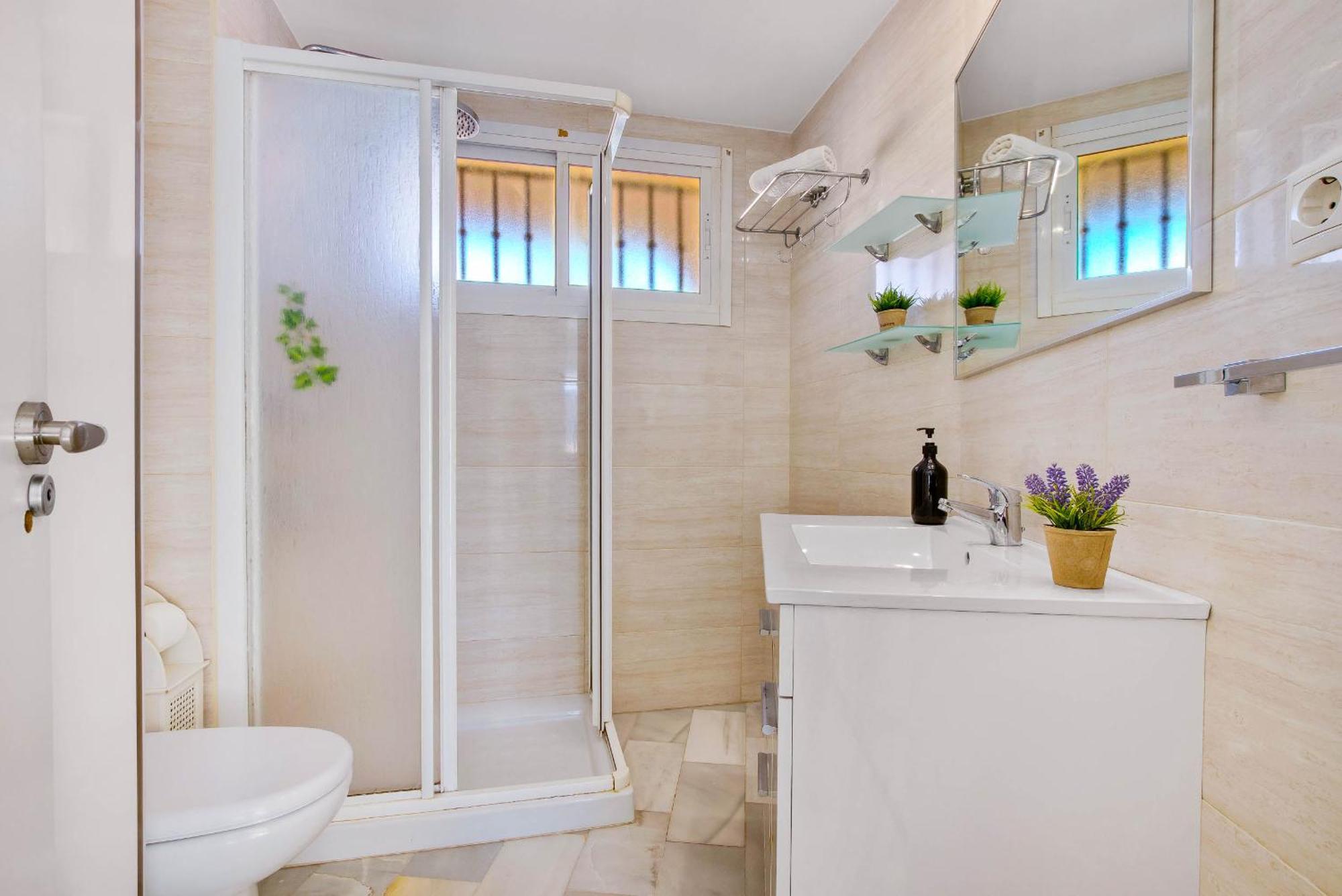 Erisa 68 By Ivi Real Estate Apartment