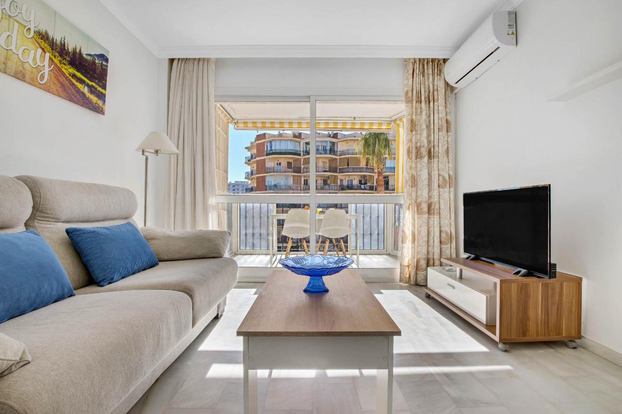 Erisa 68 By Ivi Real Estate Apartment Torremolinos