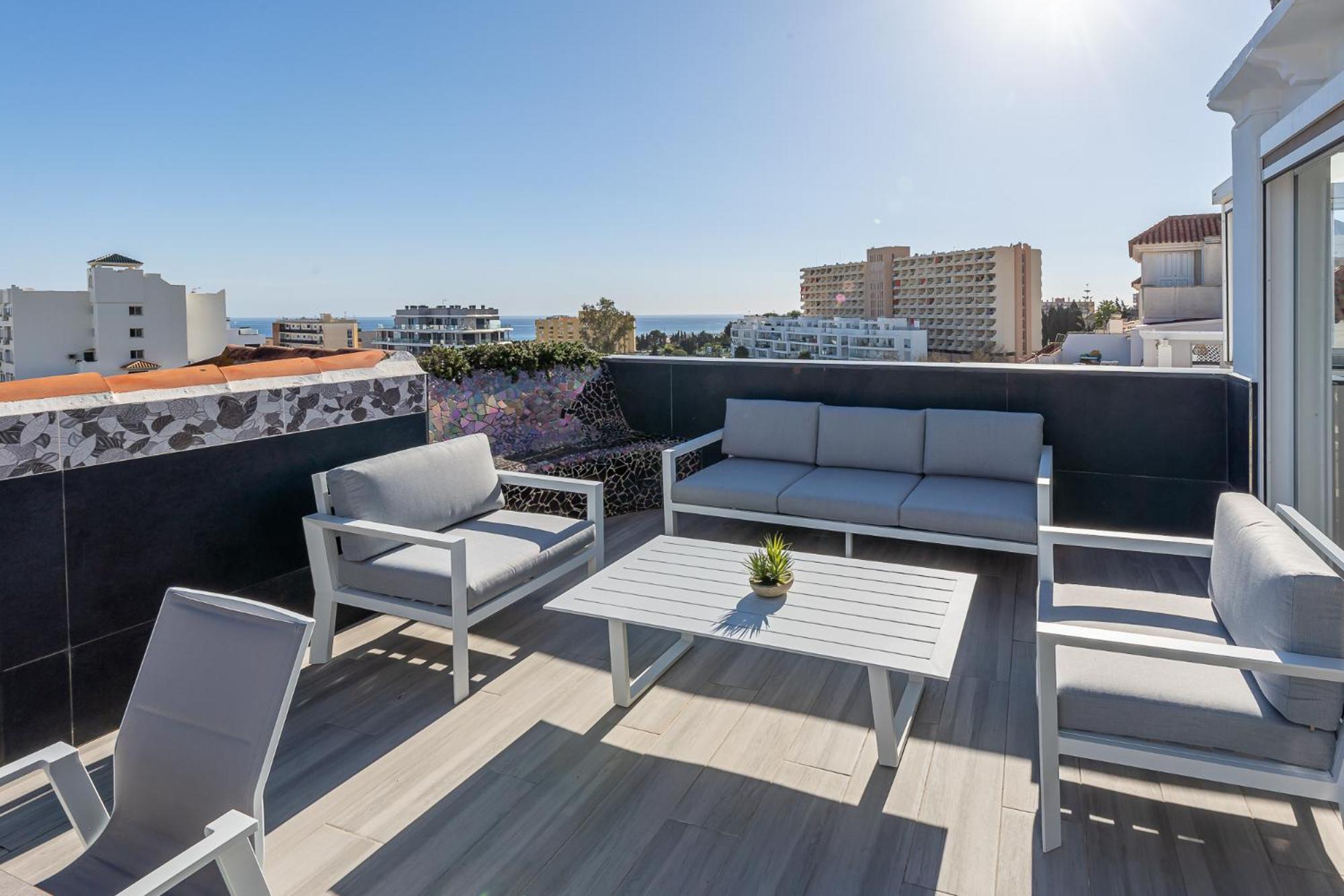With Terrace Attic Views *
