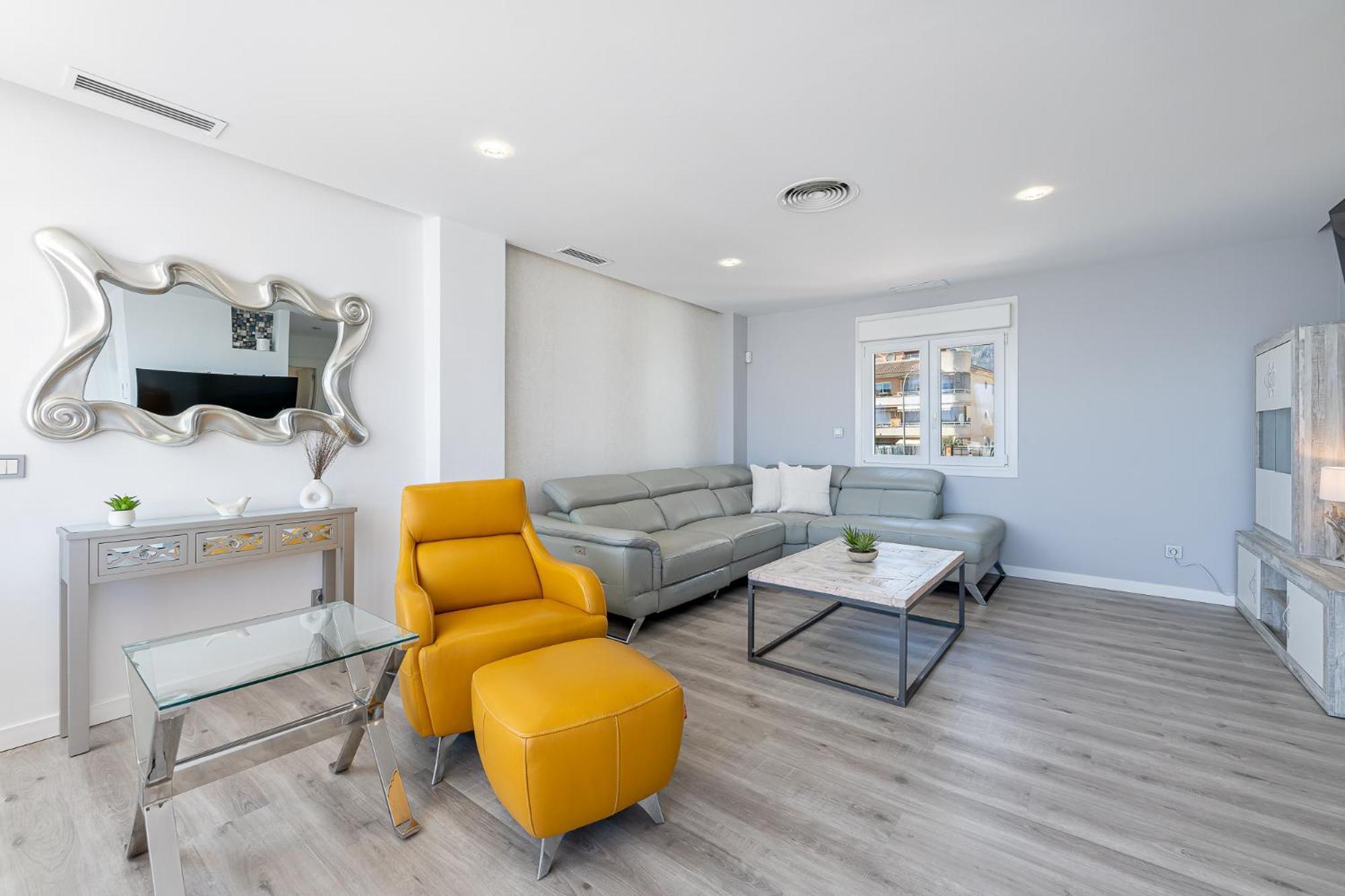 With Terrace Attic Views Apartment *