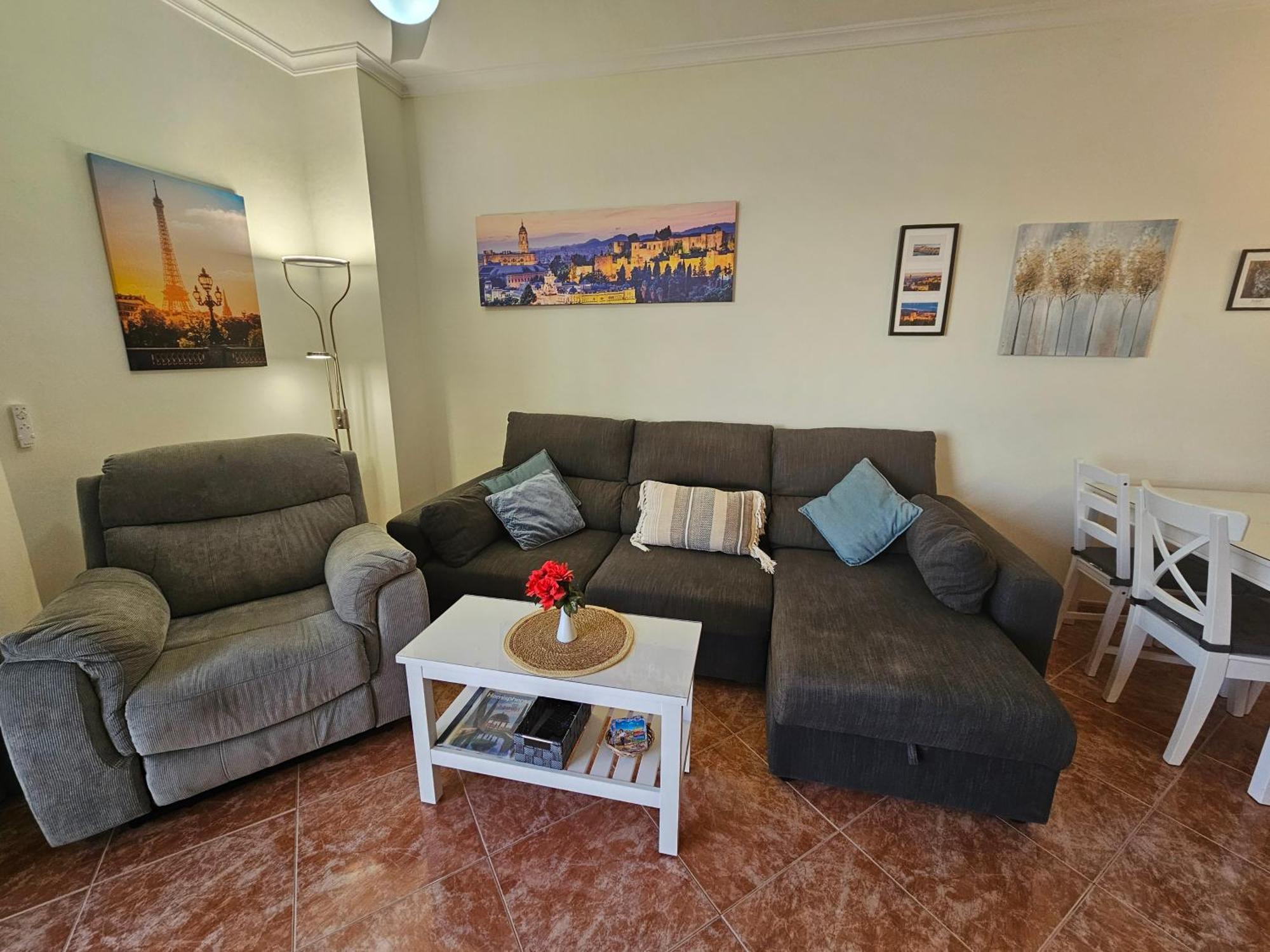 La Roca-mediterraneo Views, 8th Floor-new Kitchen- Pool- Parking-air Conditioning, Ceiling Fans & Free Wifi Apartment Torremolinos