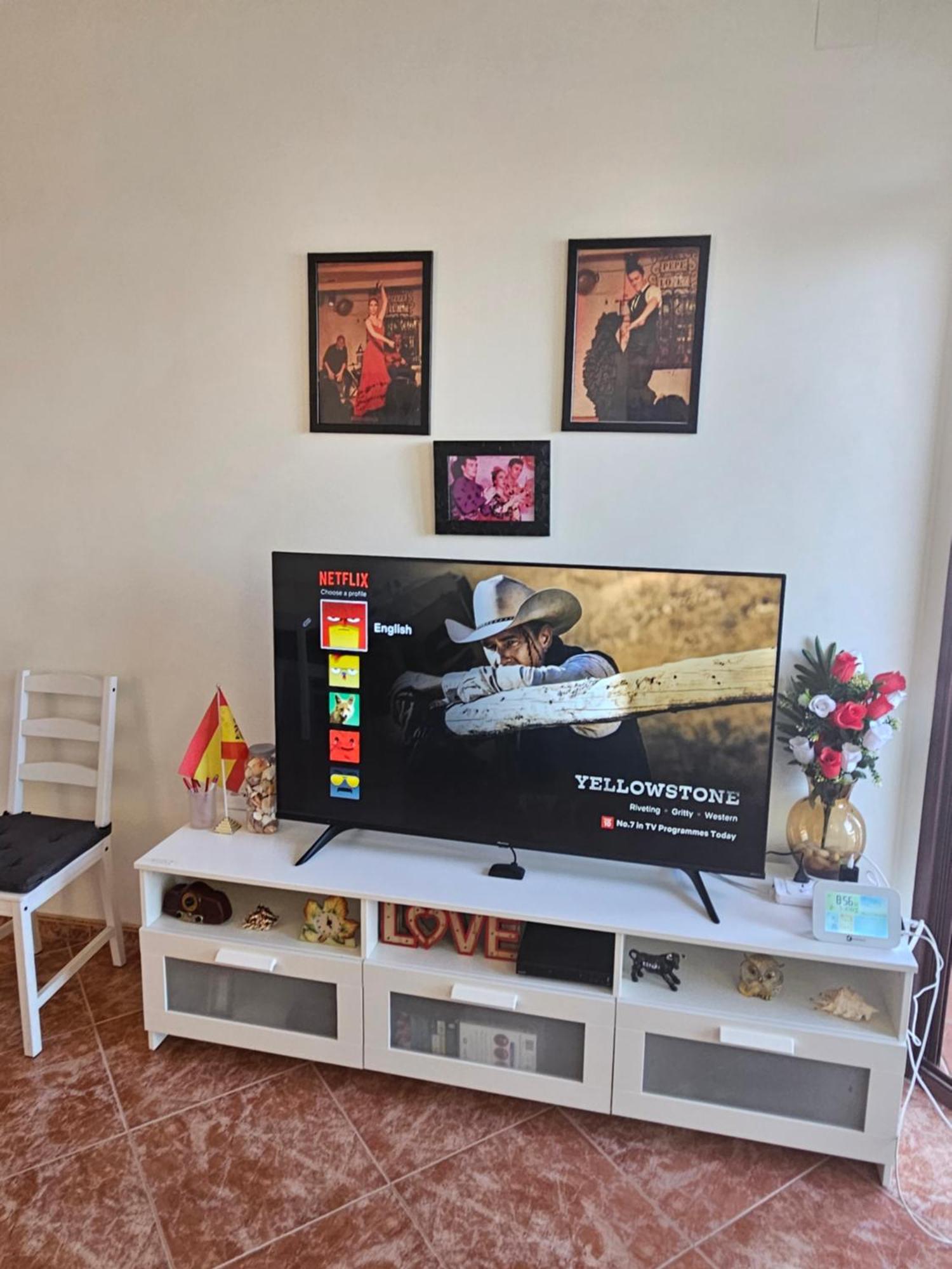 La Roca-mediterraneo Views, 8th Floor-new Kitchen- Pool- Parking-air Conditioning, Ceiling Fans & Free Wifi Torremolinos
