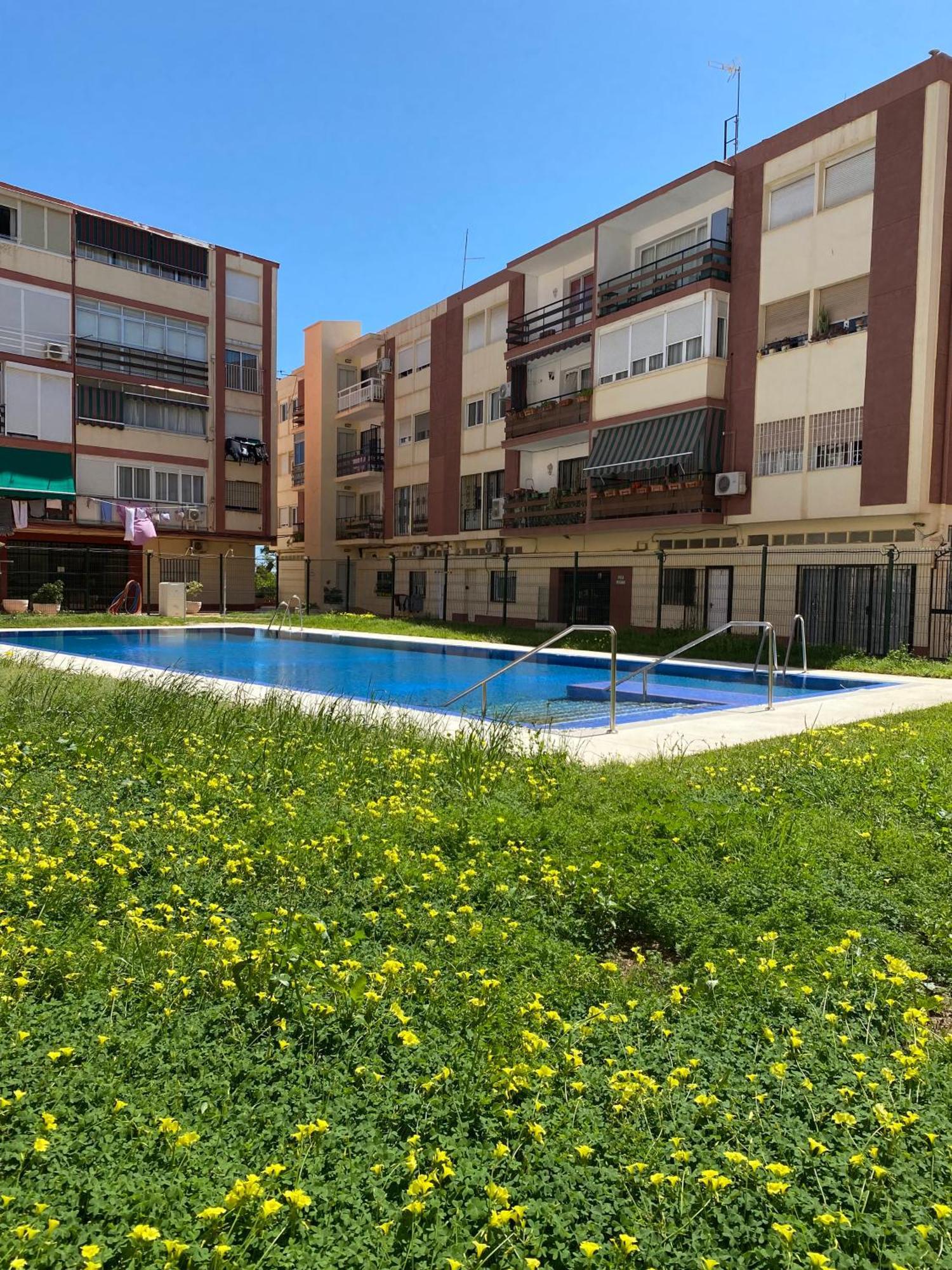 Precioso Con Piscina Apartamento