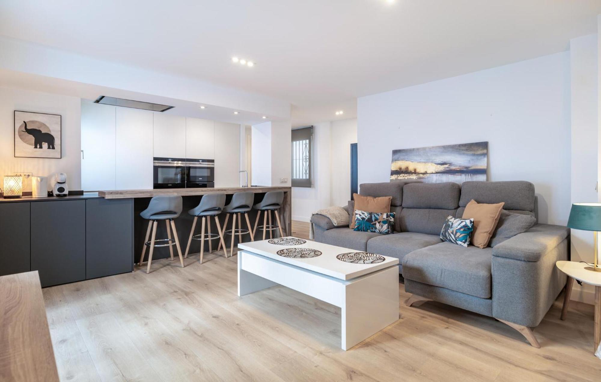 2 Bedroom Amazing In Appartement