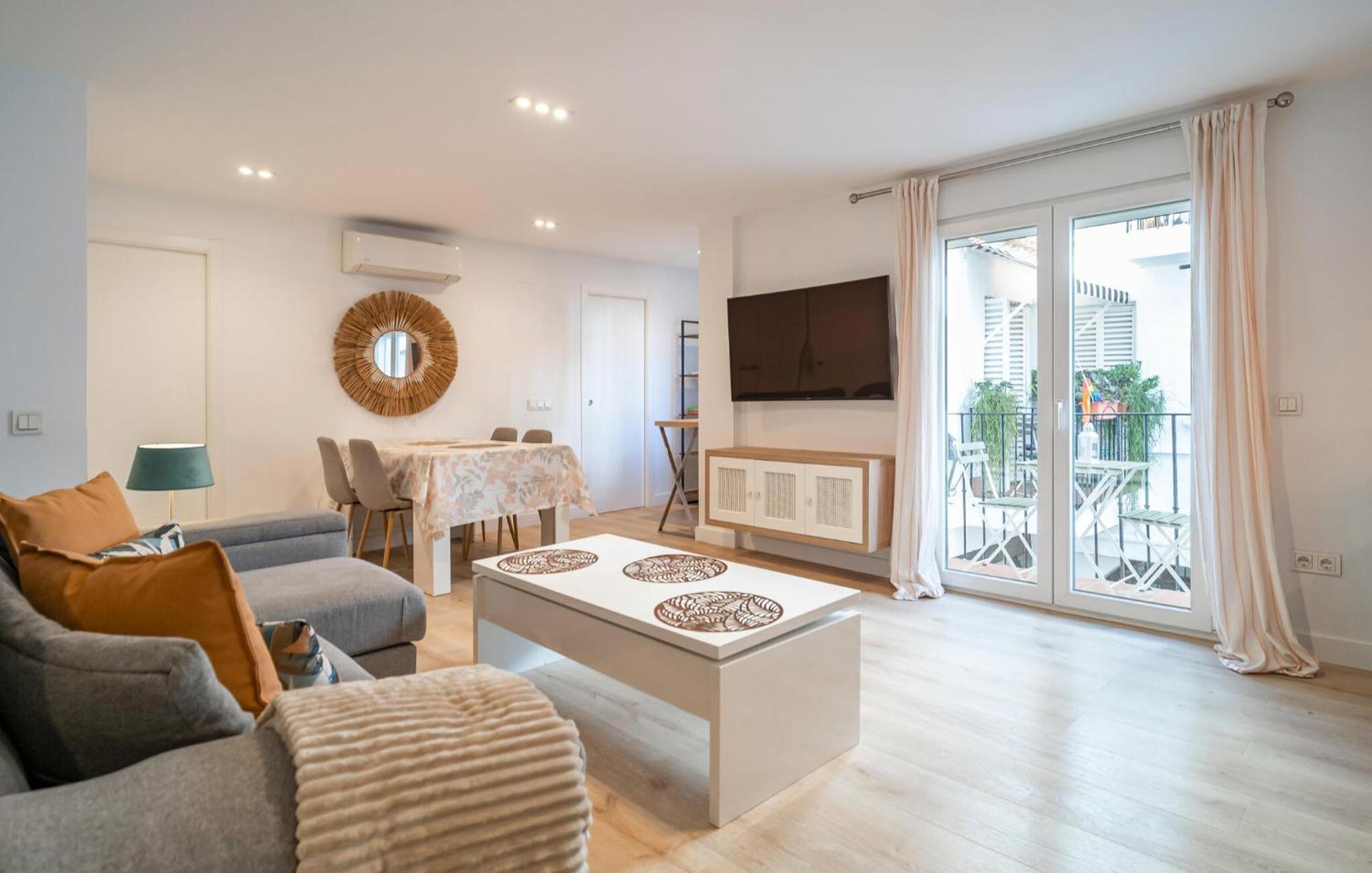 Appartement 2 Bedroom Amazing In *
