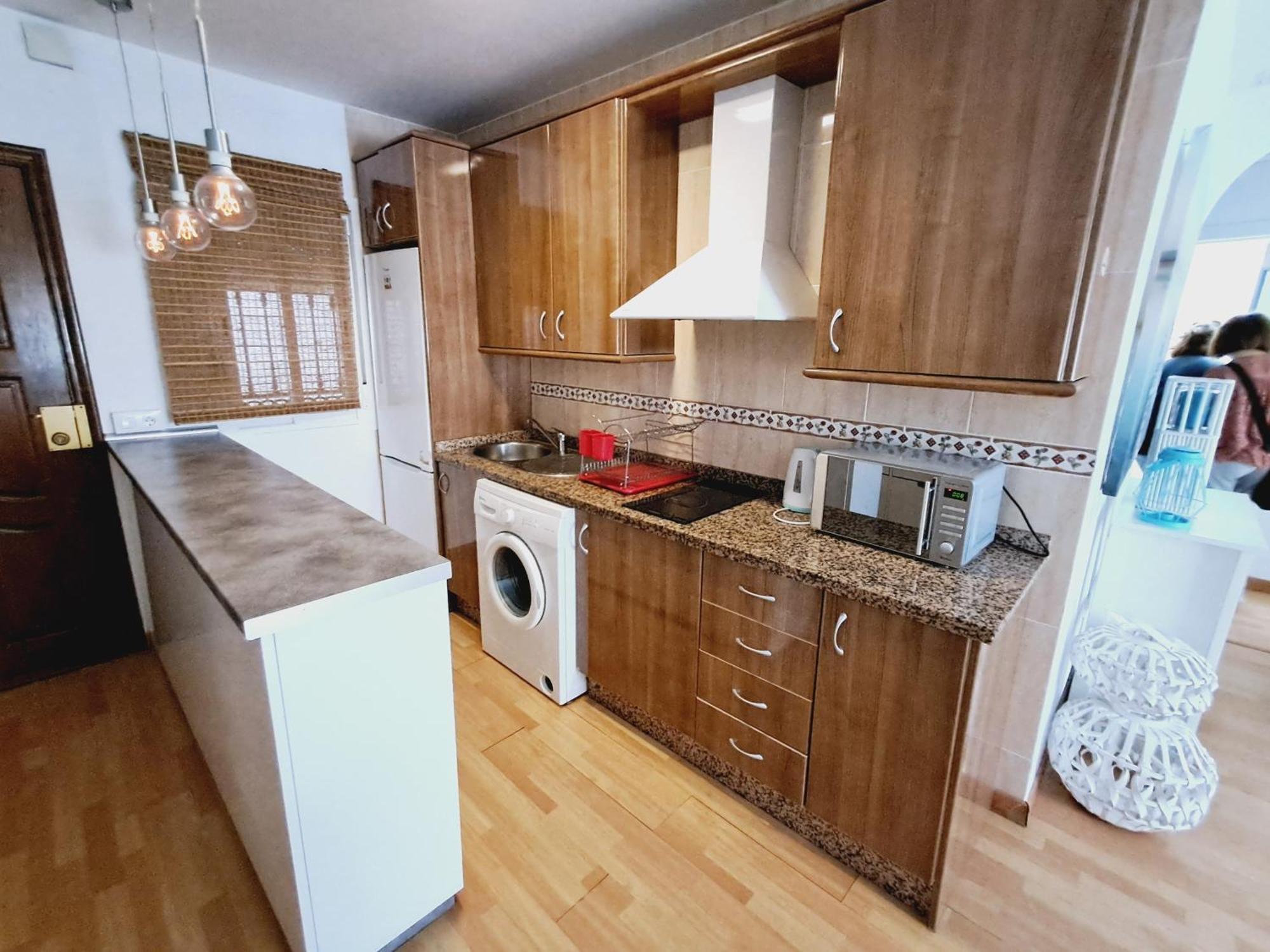 Beautiful 3 Bedroom, Carihuela Apartment Torremolinos