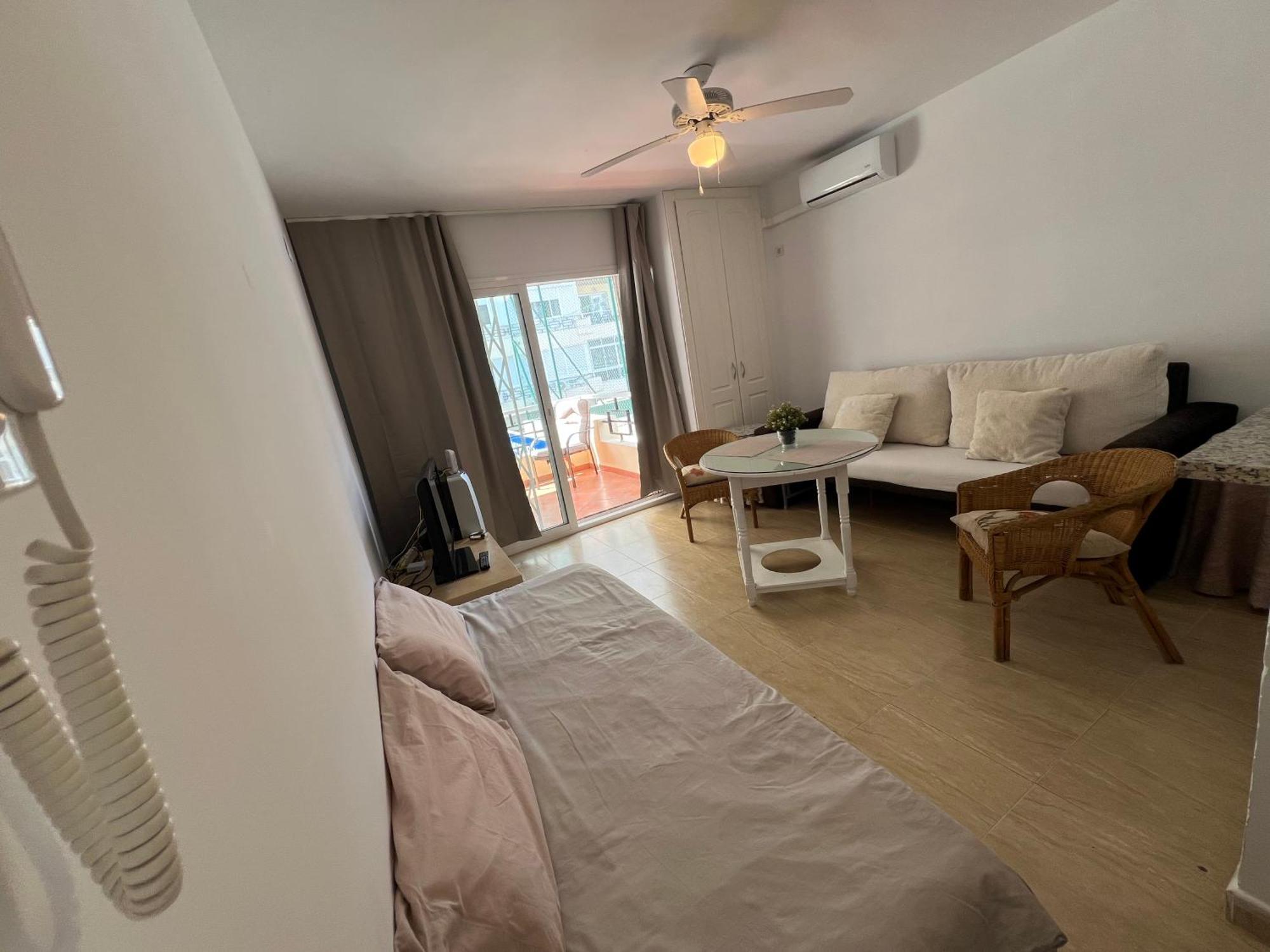 Magnifico En La Carihuela, Torremolino Apartment *