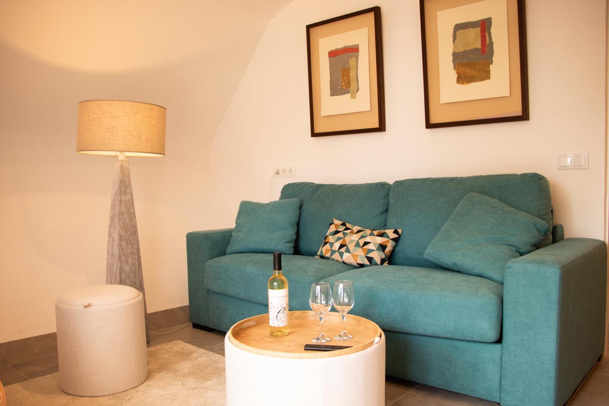 Colmena 69 - Center - Swimming Pool Apartment