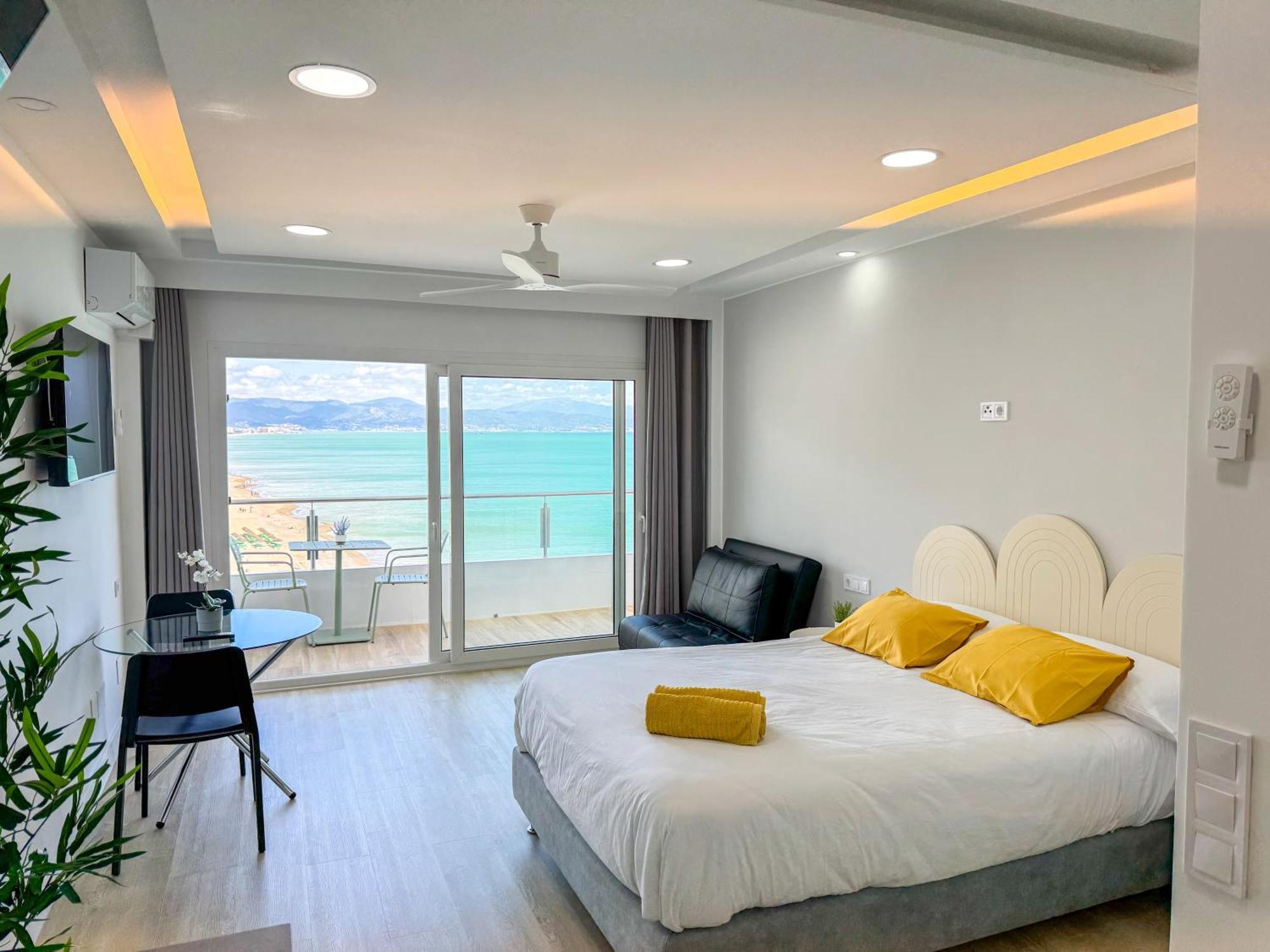 Spectacular Sea Views *