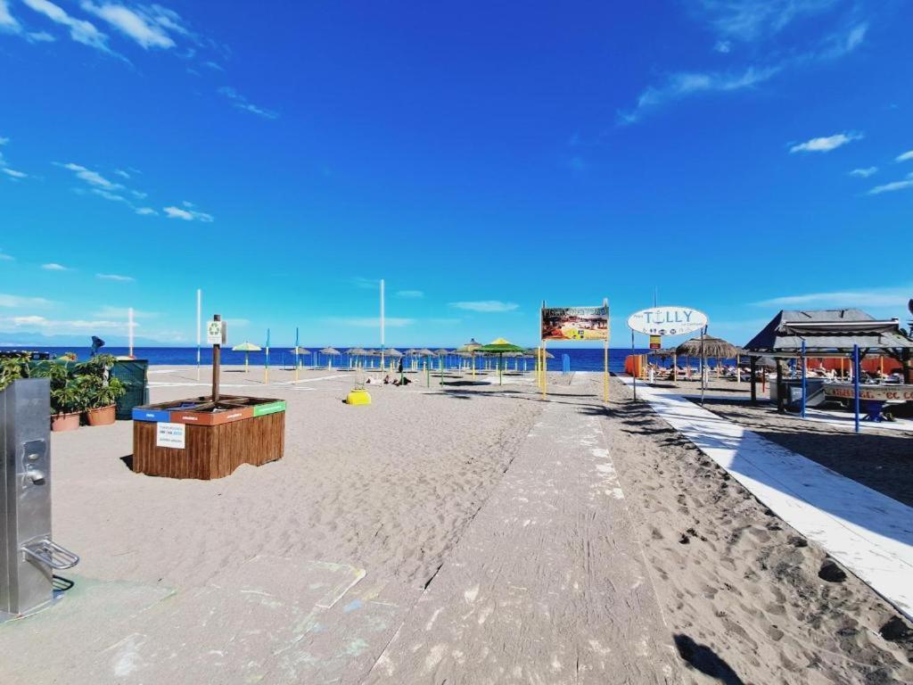 Beautiful 3 Bedroom, Carihuela Apartment