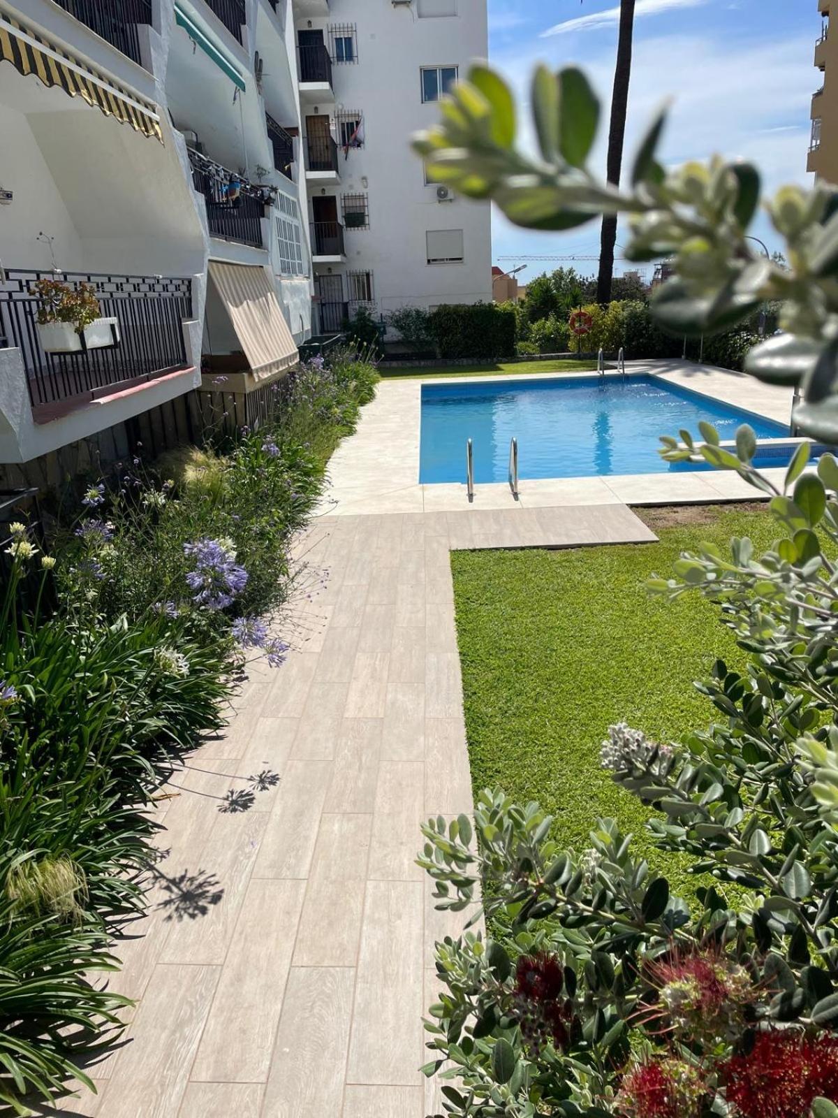 Colmena 69 - Center - Swimming Pool
