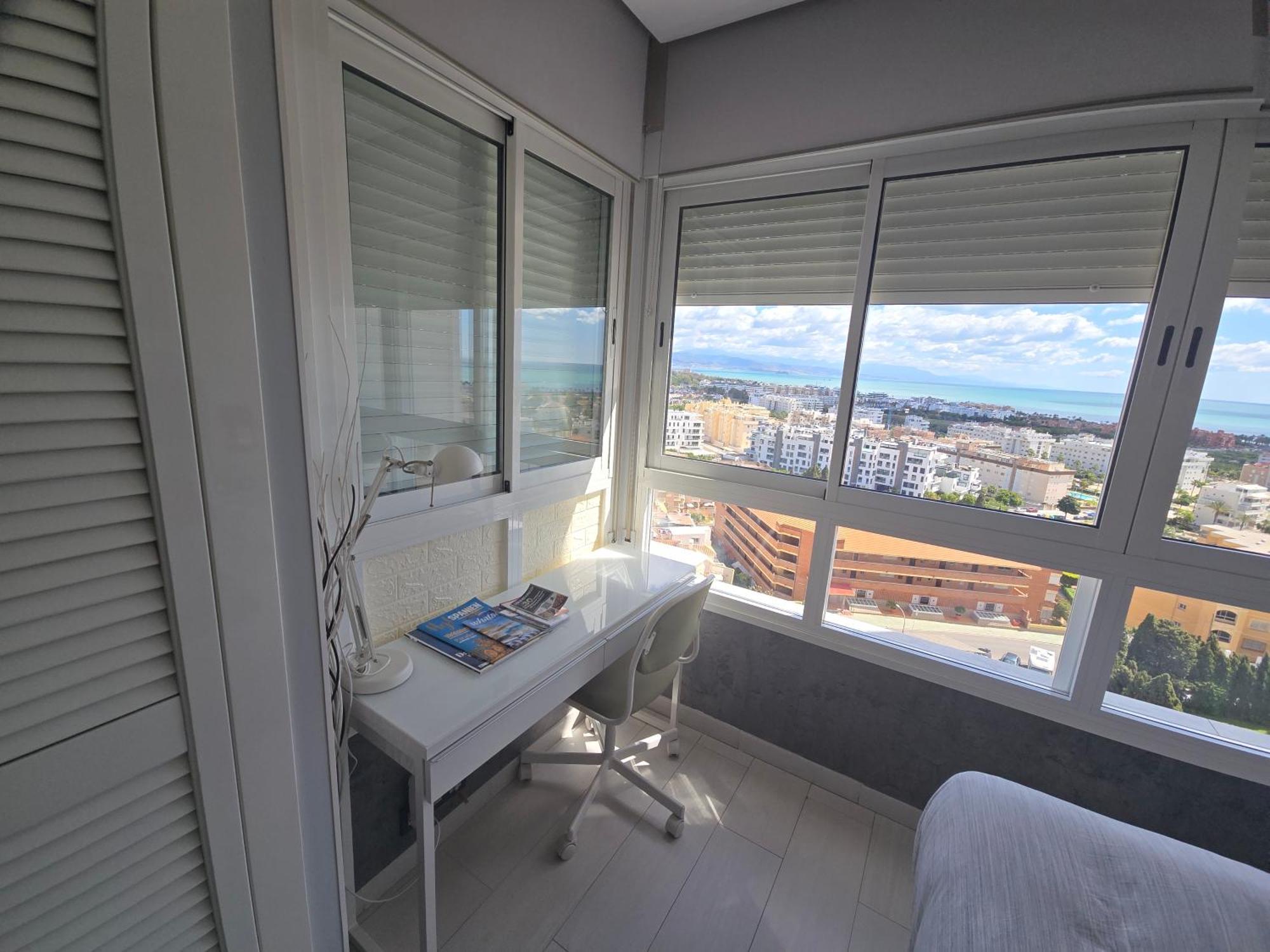 Estudio I Vistas Mar, Cerca Tren Y Malaga Apartment Torremolinos