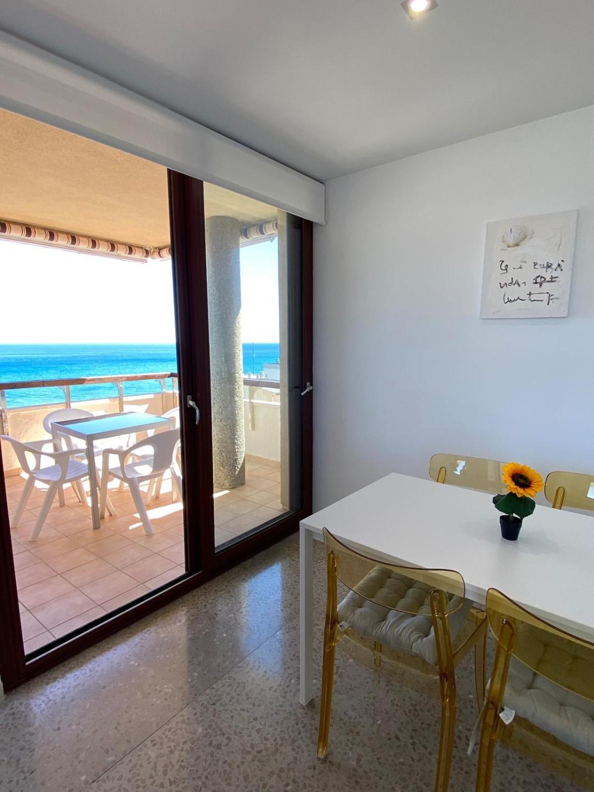 La Carihuela Terrace, Sea Views And Pool