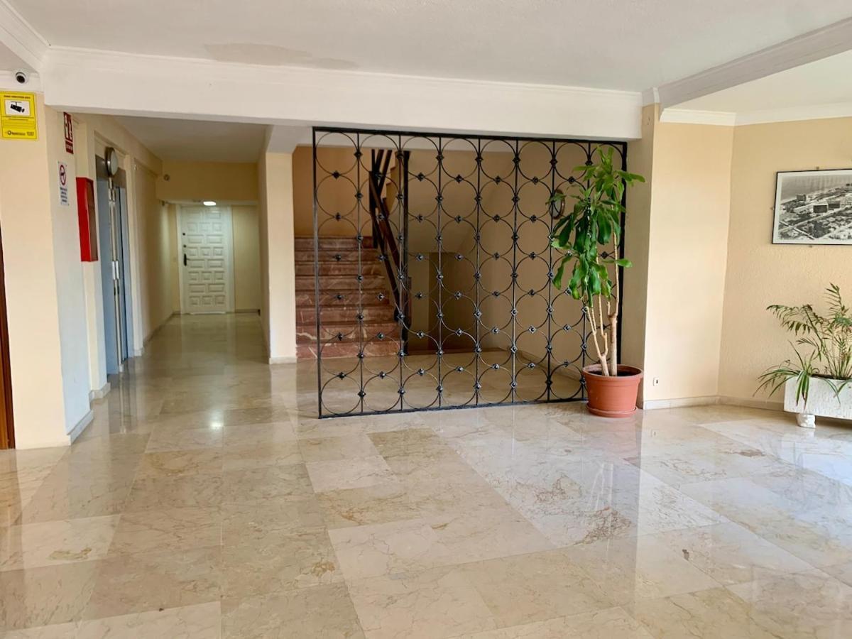 Carihuela Beachfront Penthouse, Unique Views Apartment Torremolinos