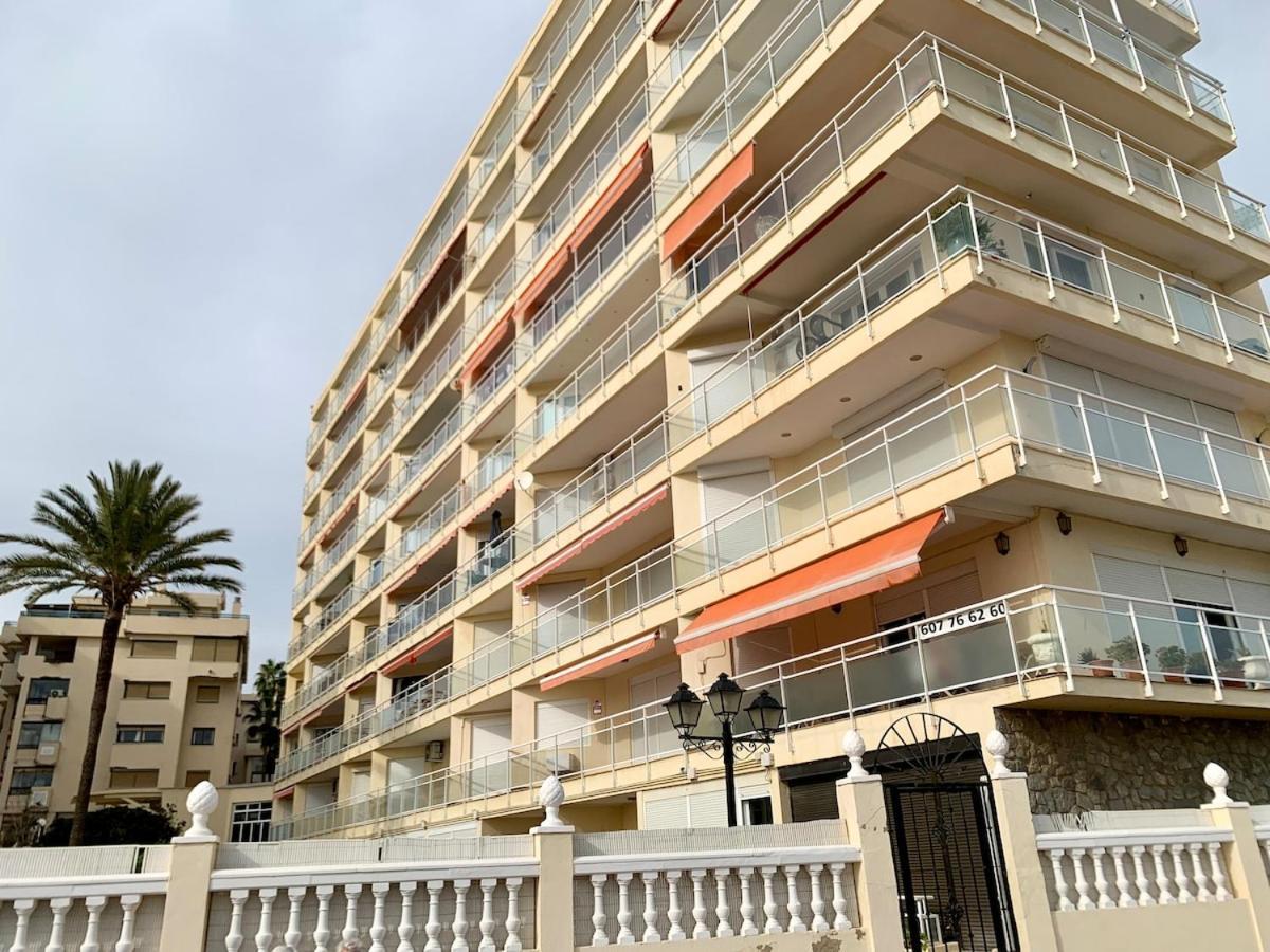 Carihuela Beachfront Penthouse, Unique Views * Torremolinos