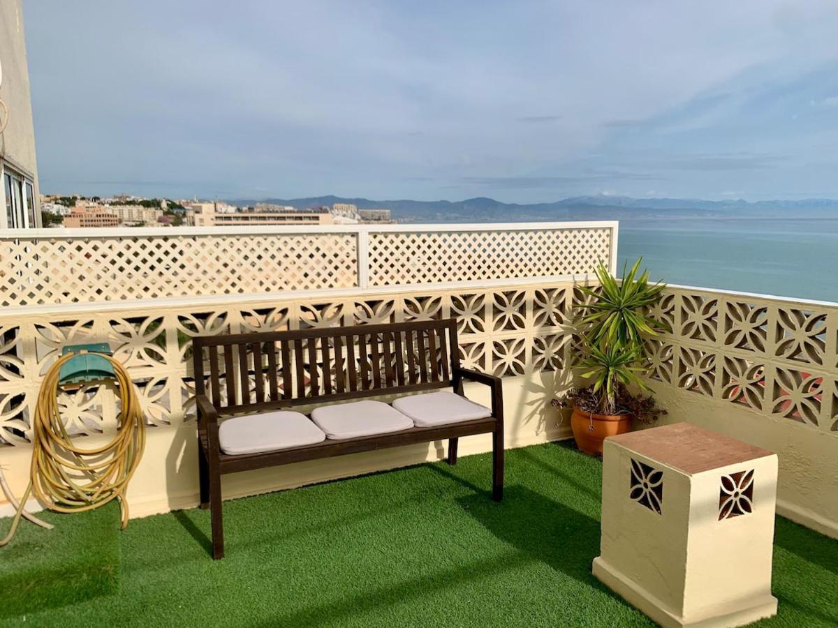 Apartment Carihuela Beachfront Penthouse, Unique Views Torremolinos