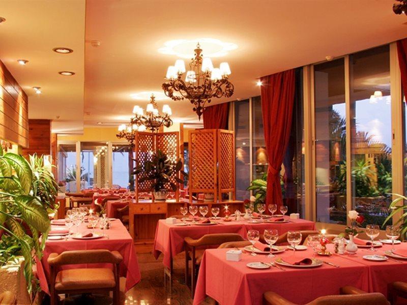 Bajondillo Aparthotel 4*
