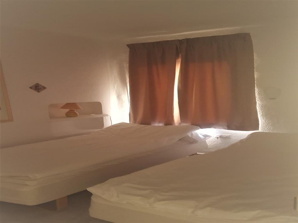 Casa Blanca Apartment *
