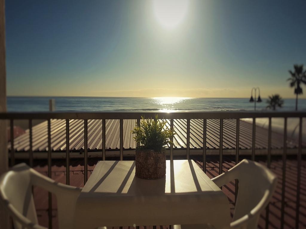 Casa Blanca *