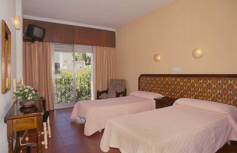 Hotel Lloyd 3*